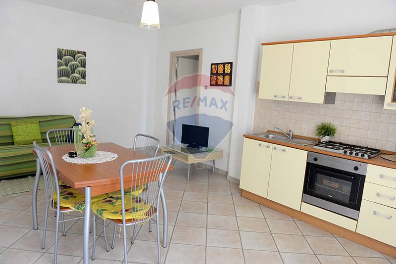 Appartamento LAMPORECCHIO vendita  San Baronto  RE/MAX Ideale