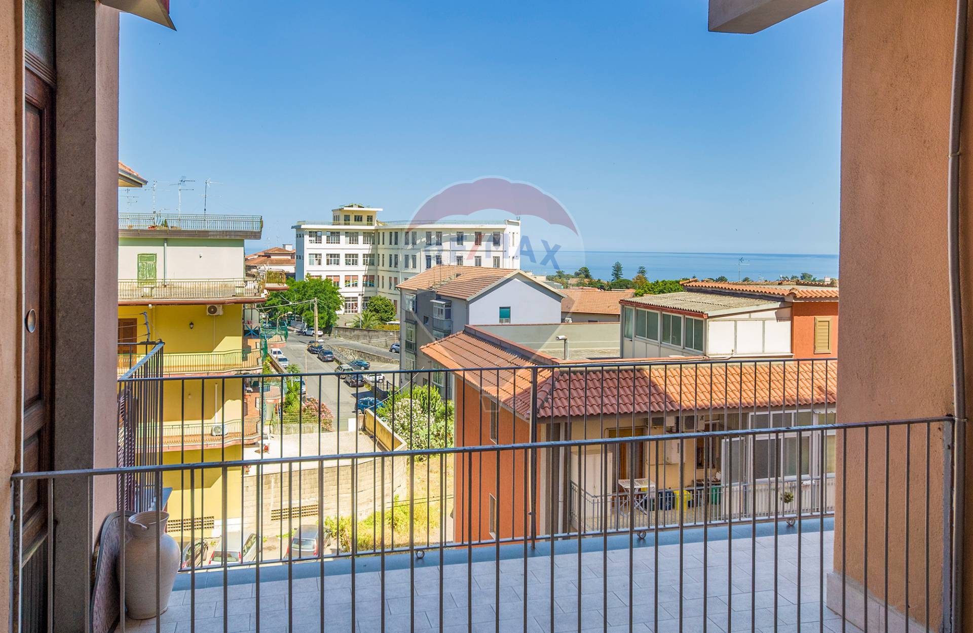  acireale vendita quart:  re-max-city-home