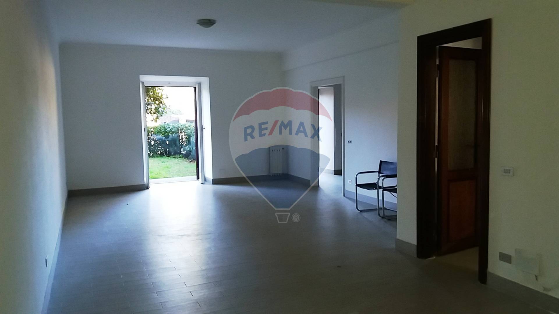 Villa ROMA affitto  Giustiniana  RE/MAX Titanus