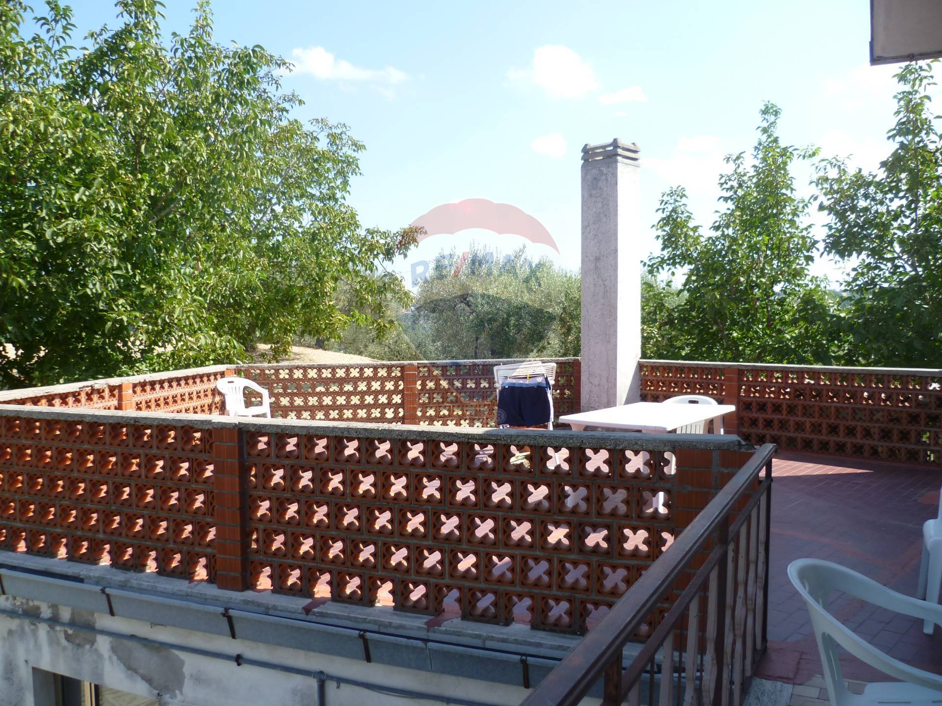 Villa Unifamiliare - Indipendente LANCIANO vendita    RE/MAX People