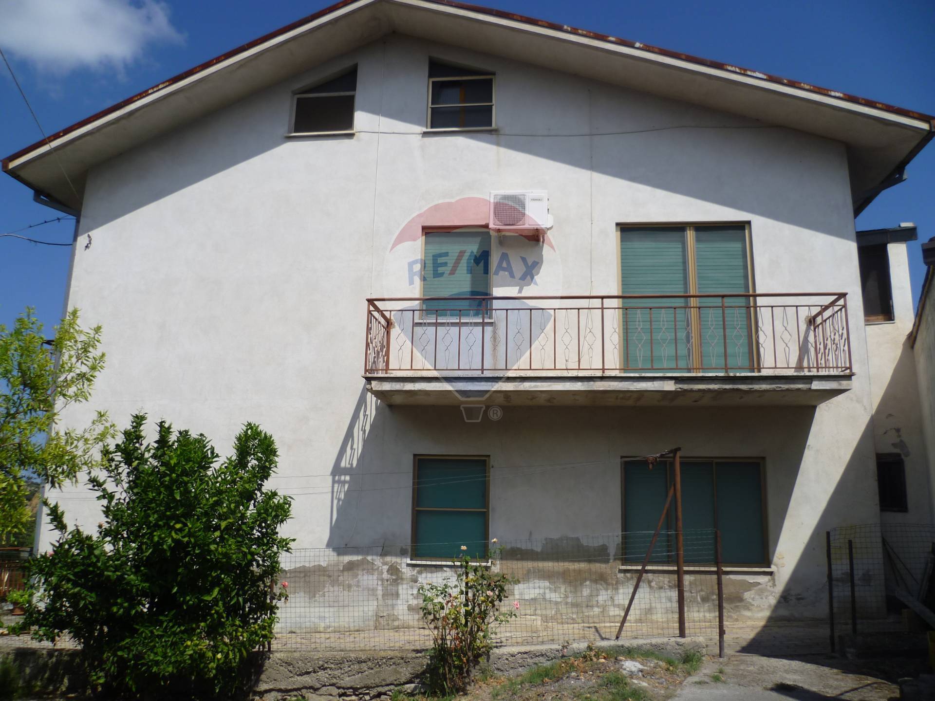 Villa Unifamiliare - Indipendente LANCIANO vendita    RE/MAX People