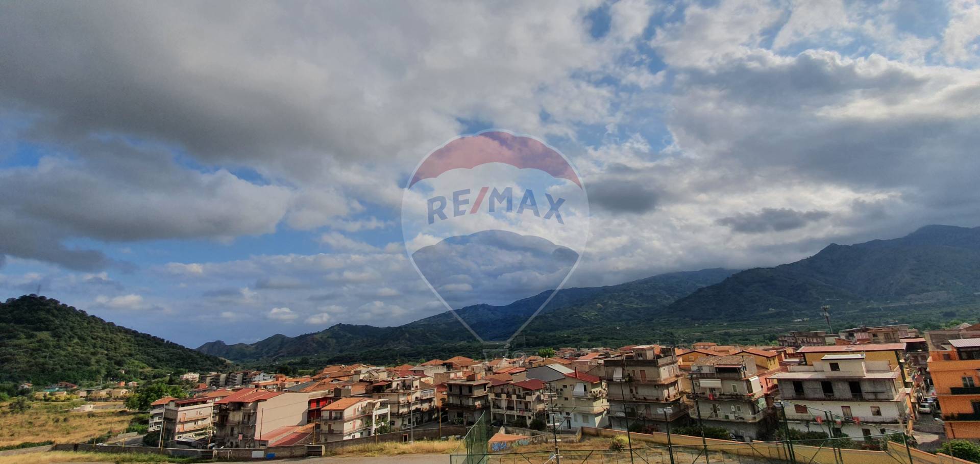  gaggi vendita quart:  re-max-crea-casa