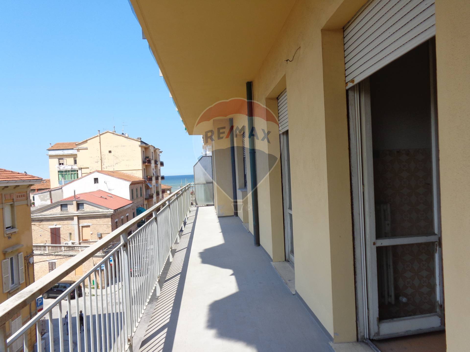  falconara-marittima vendita quart: centro re-max-centro-casa