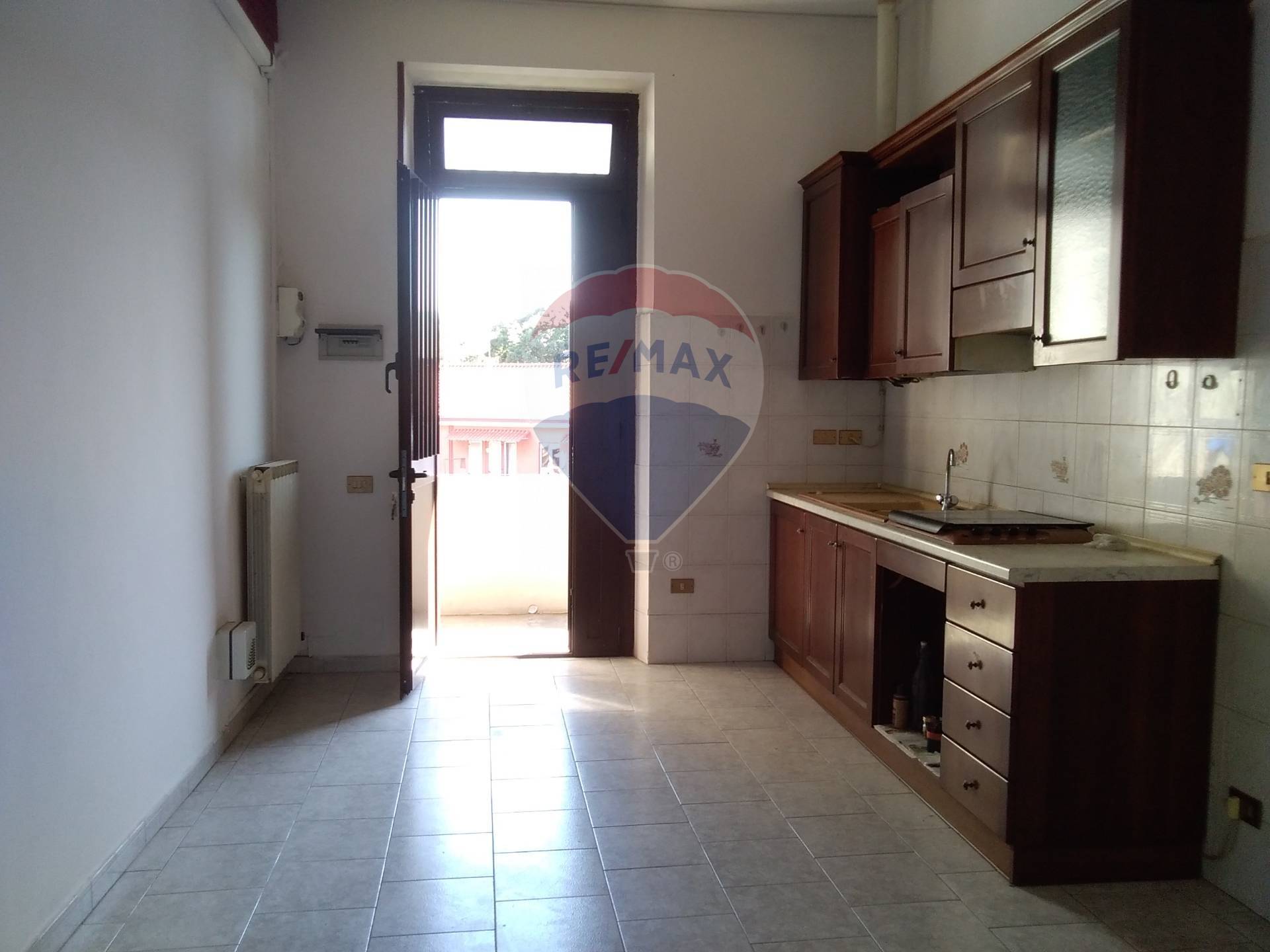  busto garolfo vendita quart:  re/max nobile