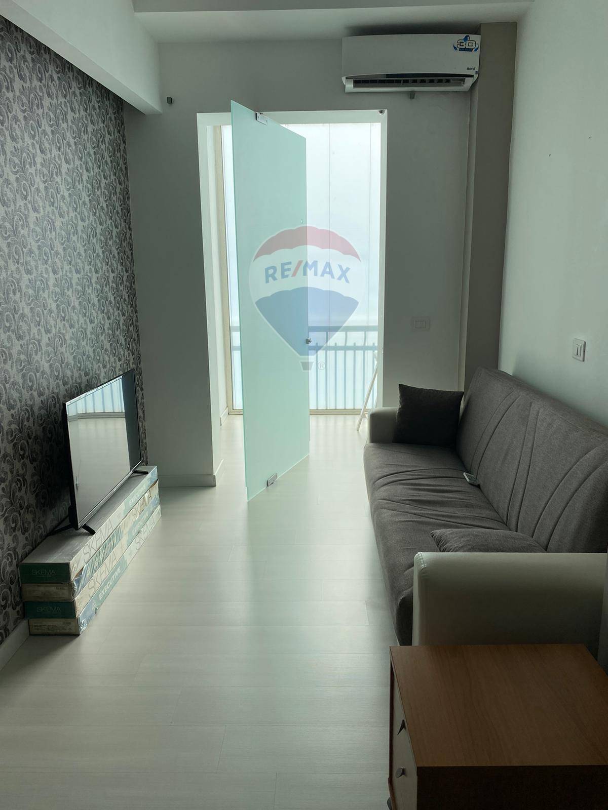  catania affitto quart:  re-max-tecnica