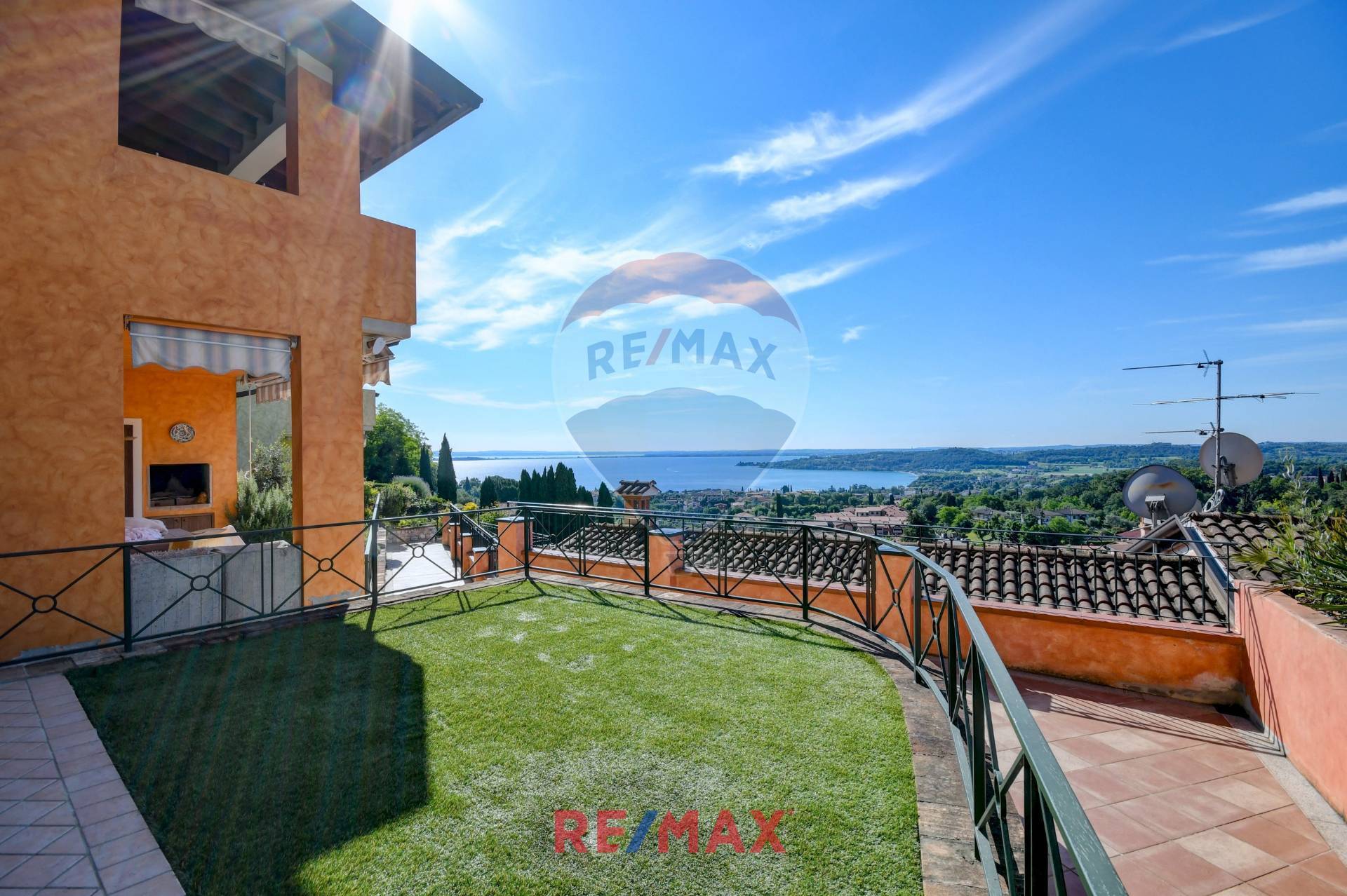  padenghe-sul-garda vendita quart:  re-max-edilfin