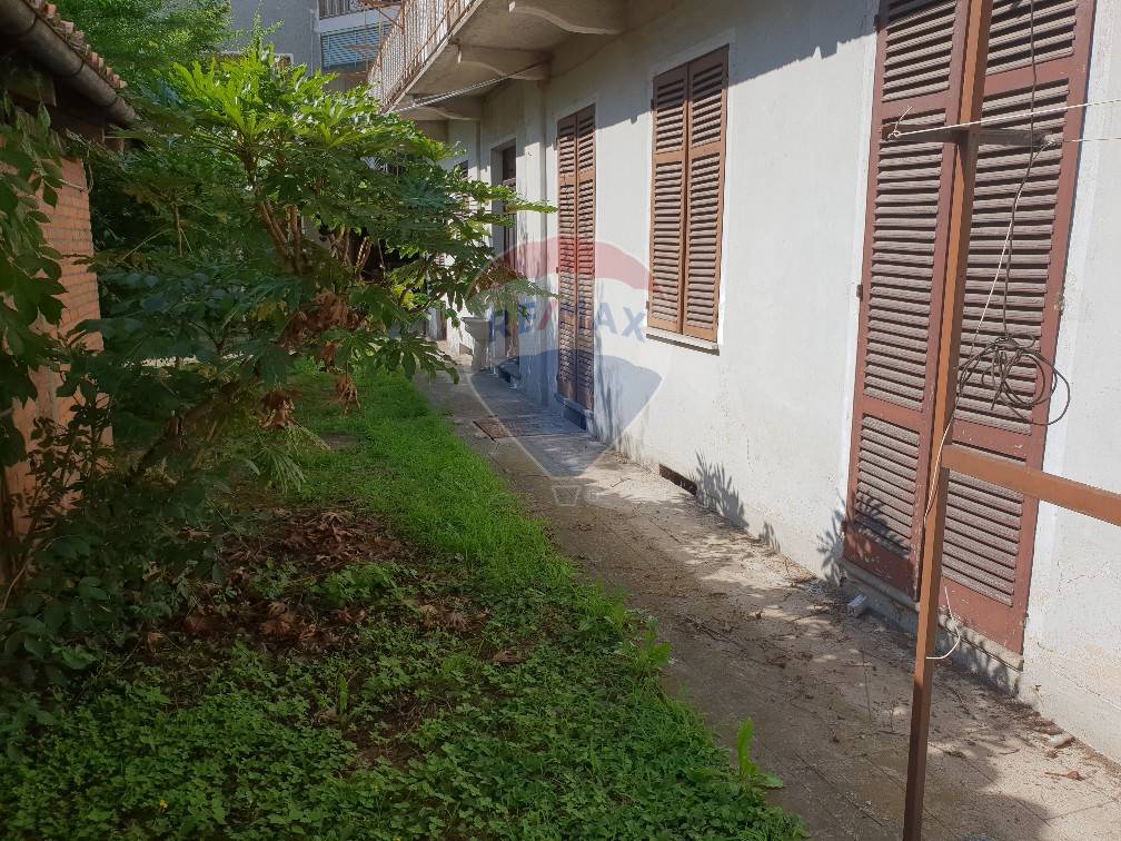 Villa Bifamiliare OCCHIEPPO INFERIORE vendita    RE/MAX Unit