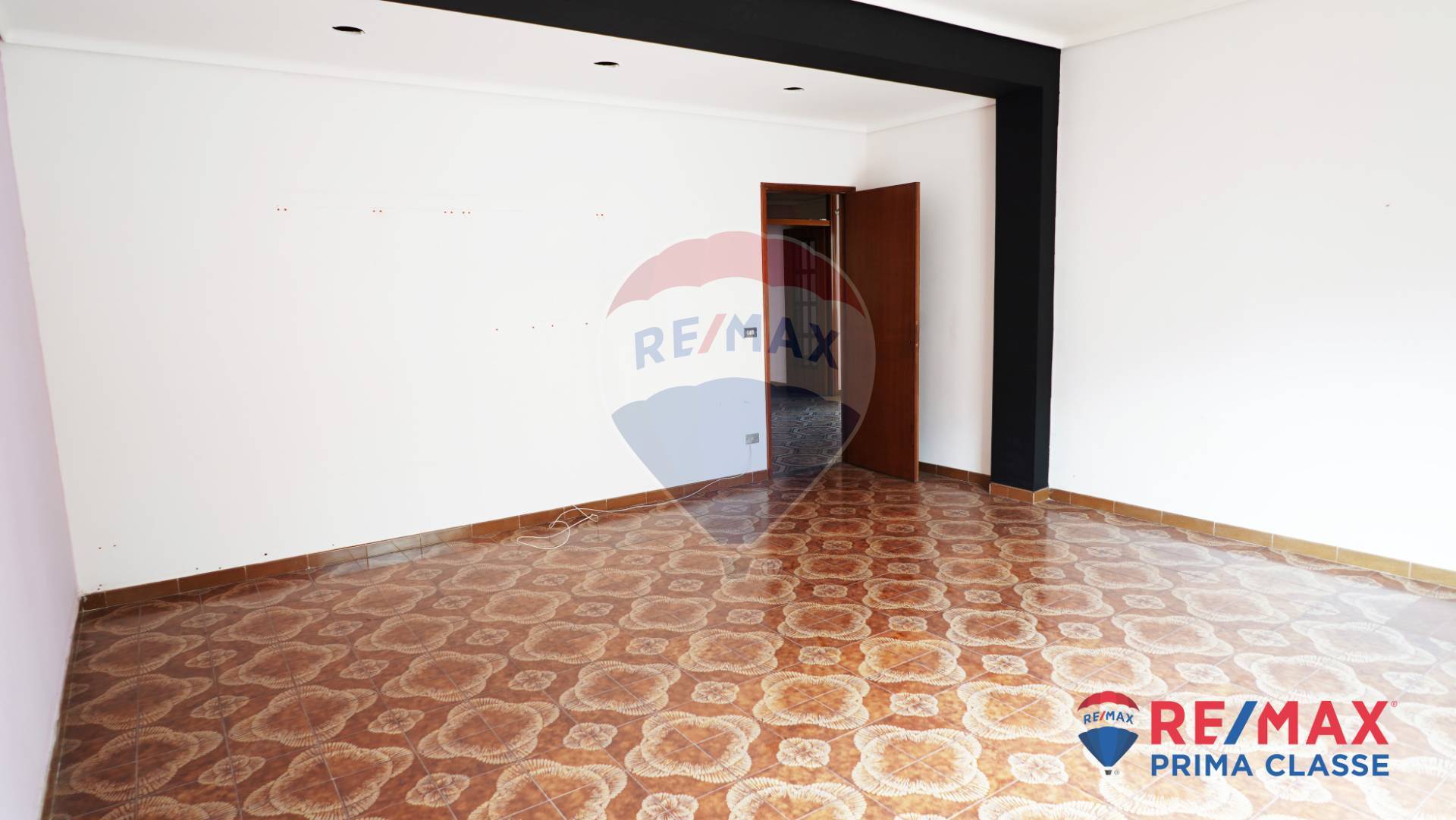 vittoria vendita quart:  re/max prima classe