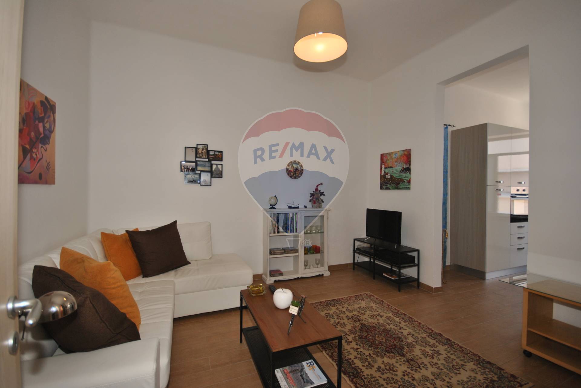  piombino vendita quart:  re-max-mindset