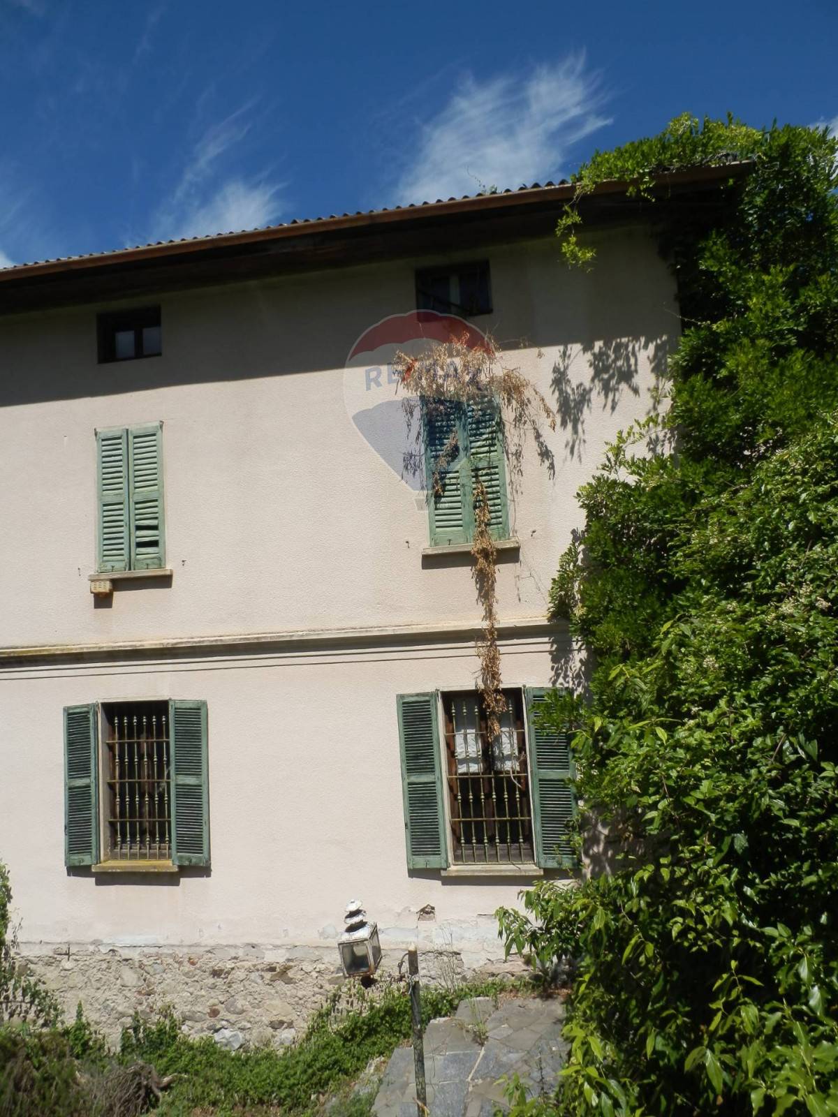 Villa INTROBIO vendita    RE/MAX Prime 6