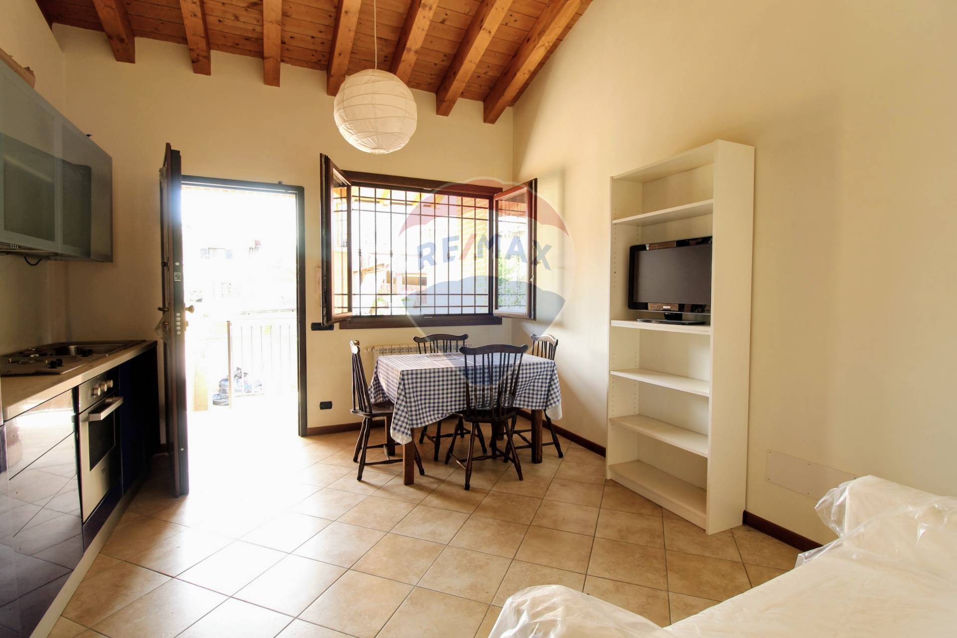  roma vendita quart: borghesiana re/max castelli