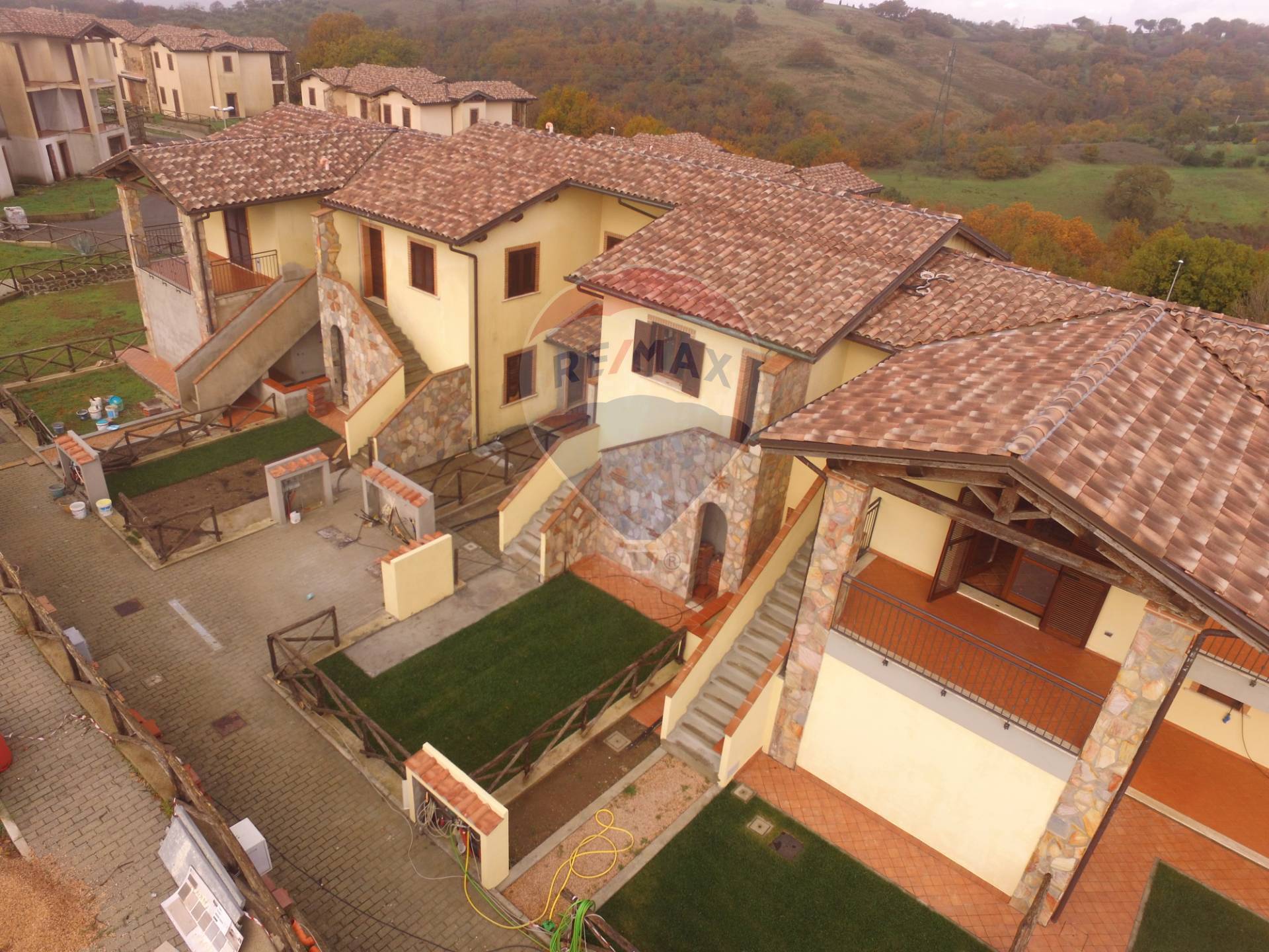 Appartamento MANCIANO vendita  Saturnia  RE/MAX Silver