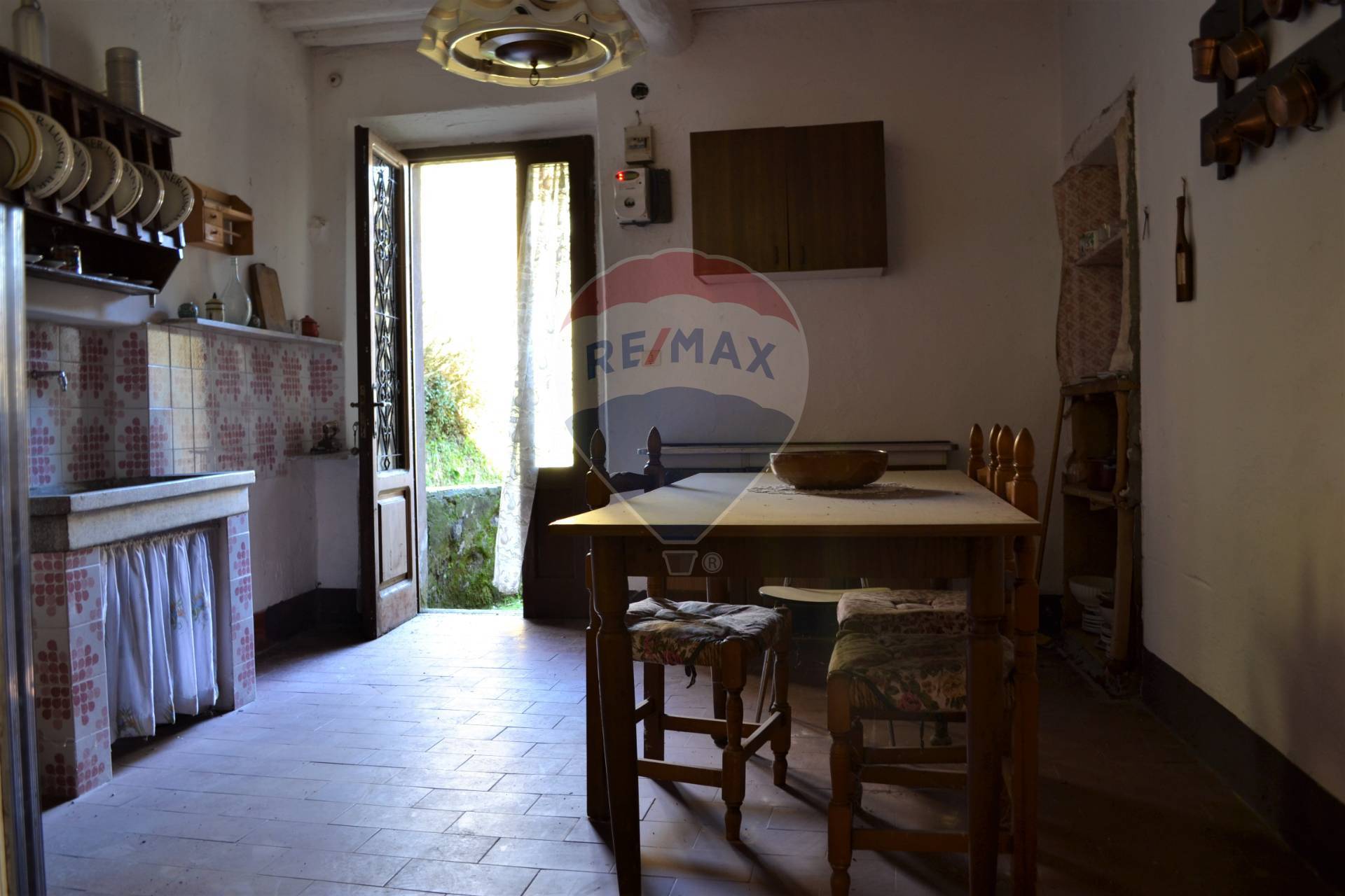 Rustico - Cascina PESCAGLIA vendita  Piegaio  RE/MAX Quality House