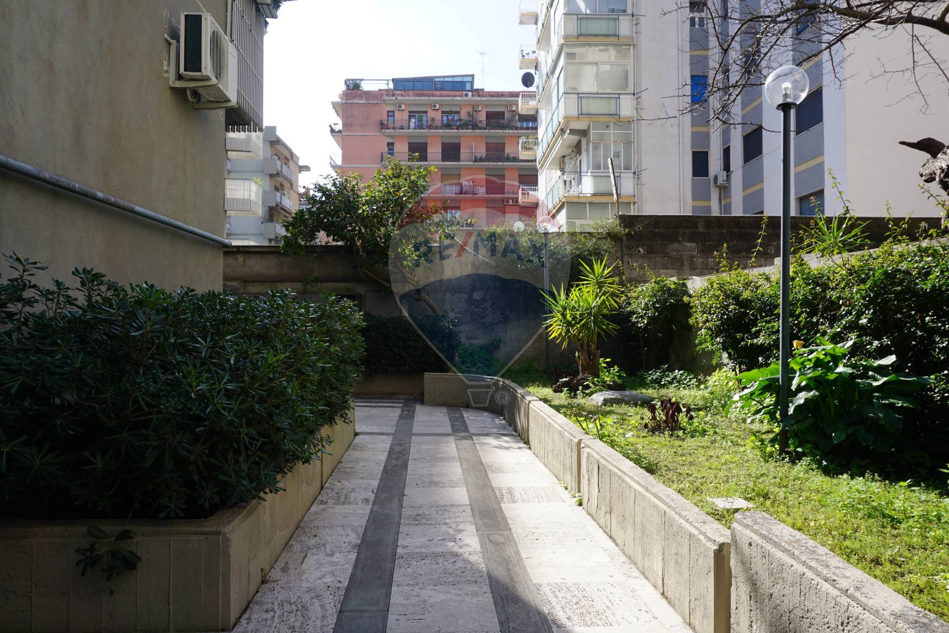 Ufficio - Loc.Com. CATANIA vendita    RE/MAX City Home
