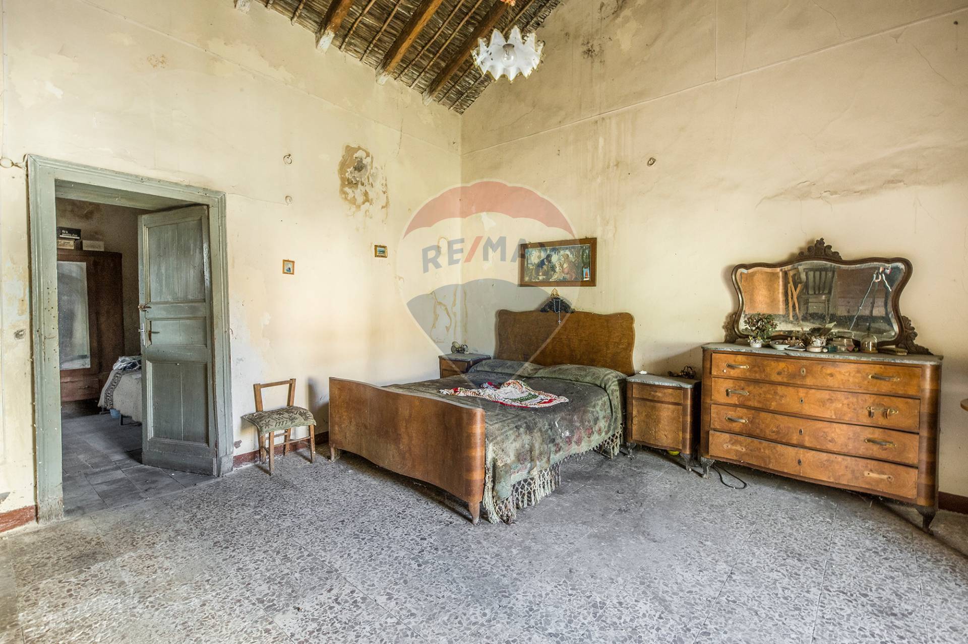 Rustico - Cascina NICOLOSI vendita    RE/MAX City Home