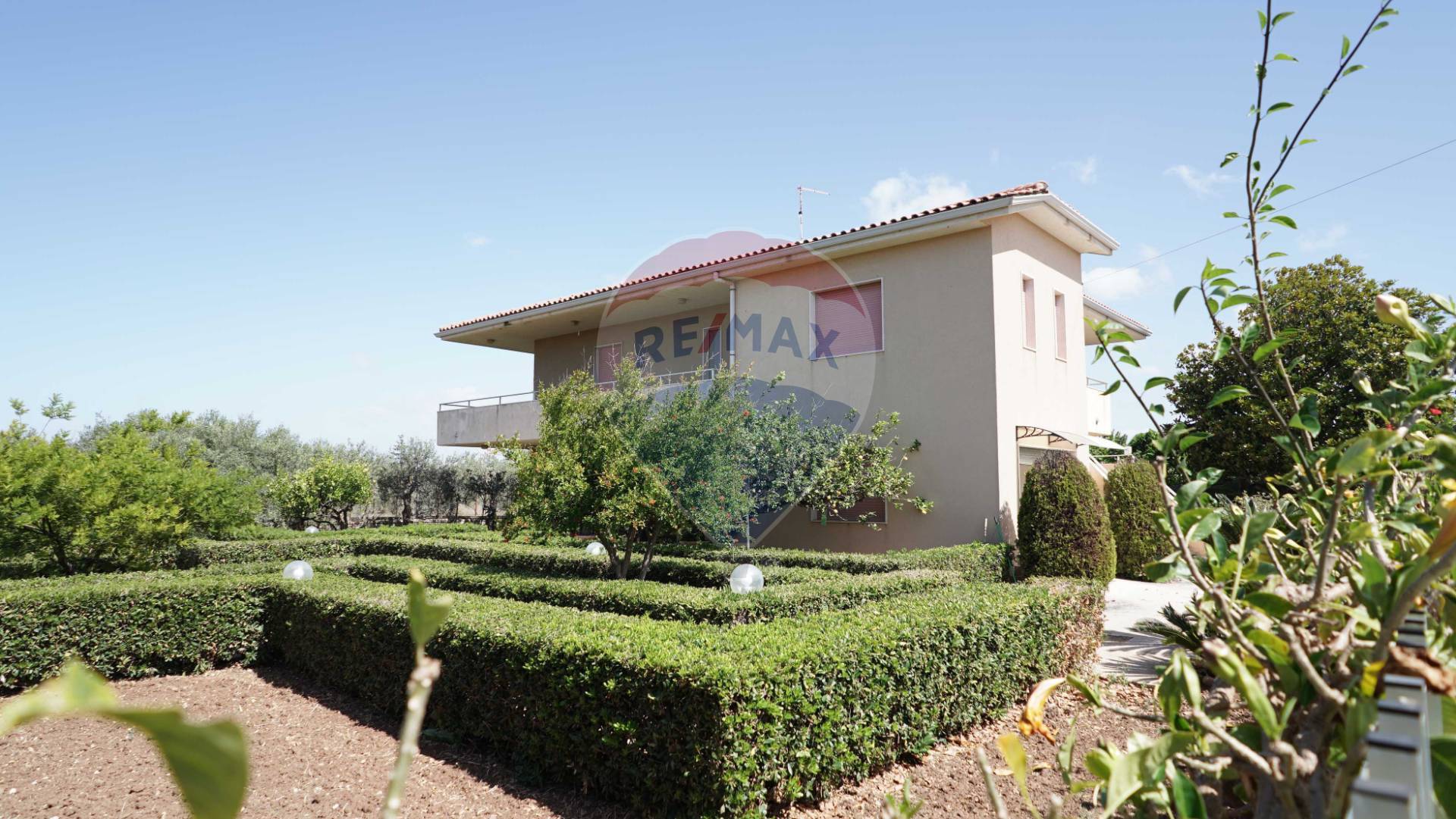  modica vendita quart: marina di modica re/max prima classe