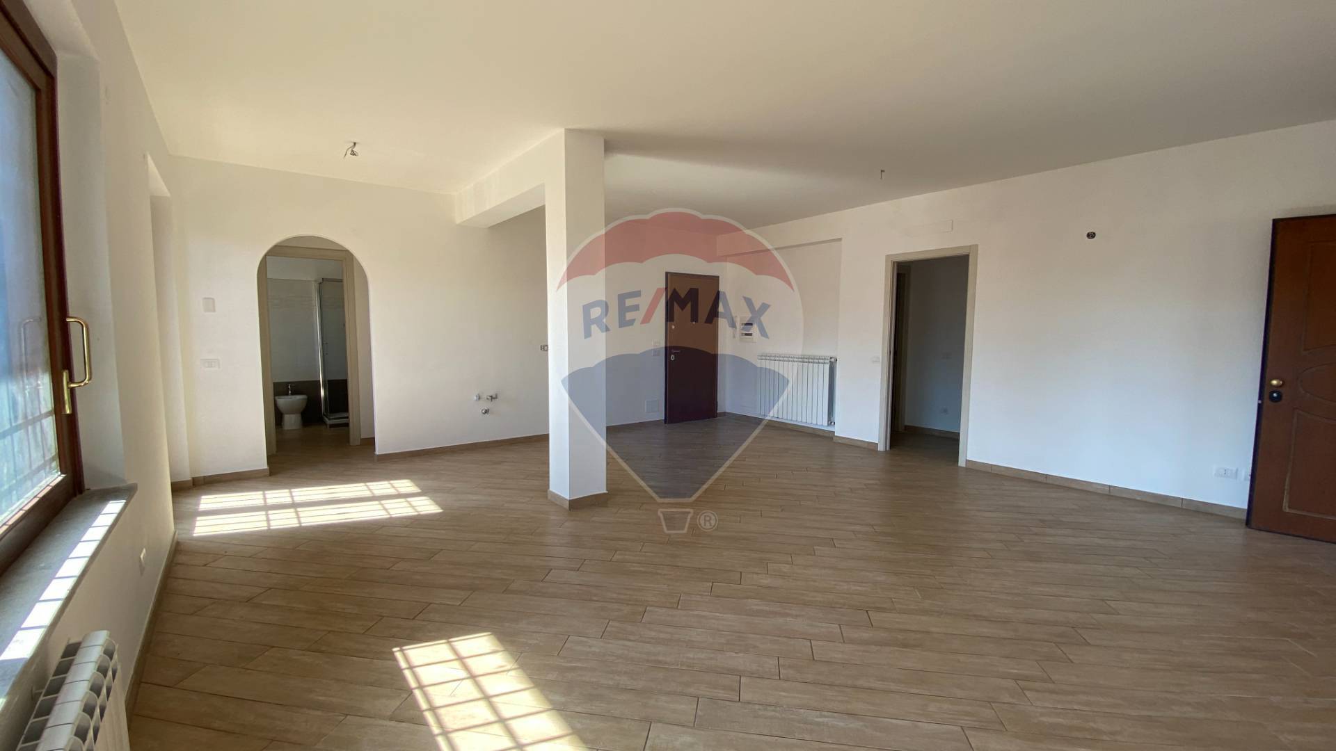 Appartamento ROMA vendita  Casal Lumbroso  RE/MAX Property