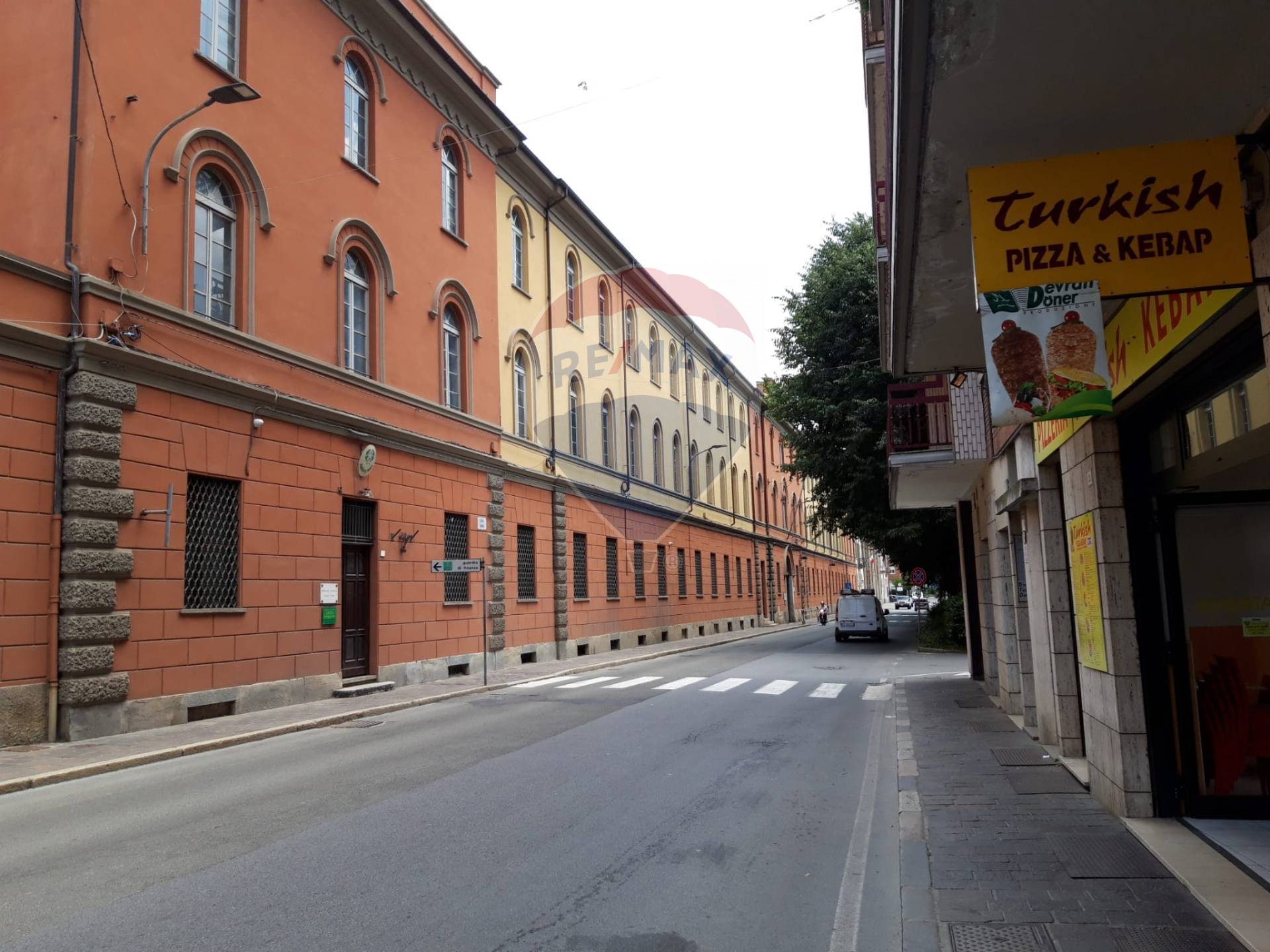 Stabile intero - Palazzo ACQUI TERME vendita    RE/MAX Unit