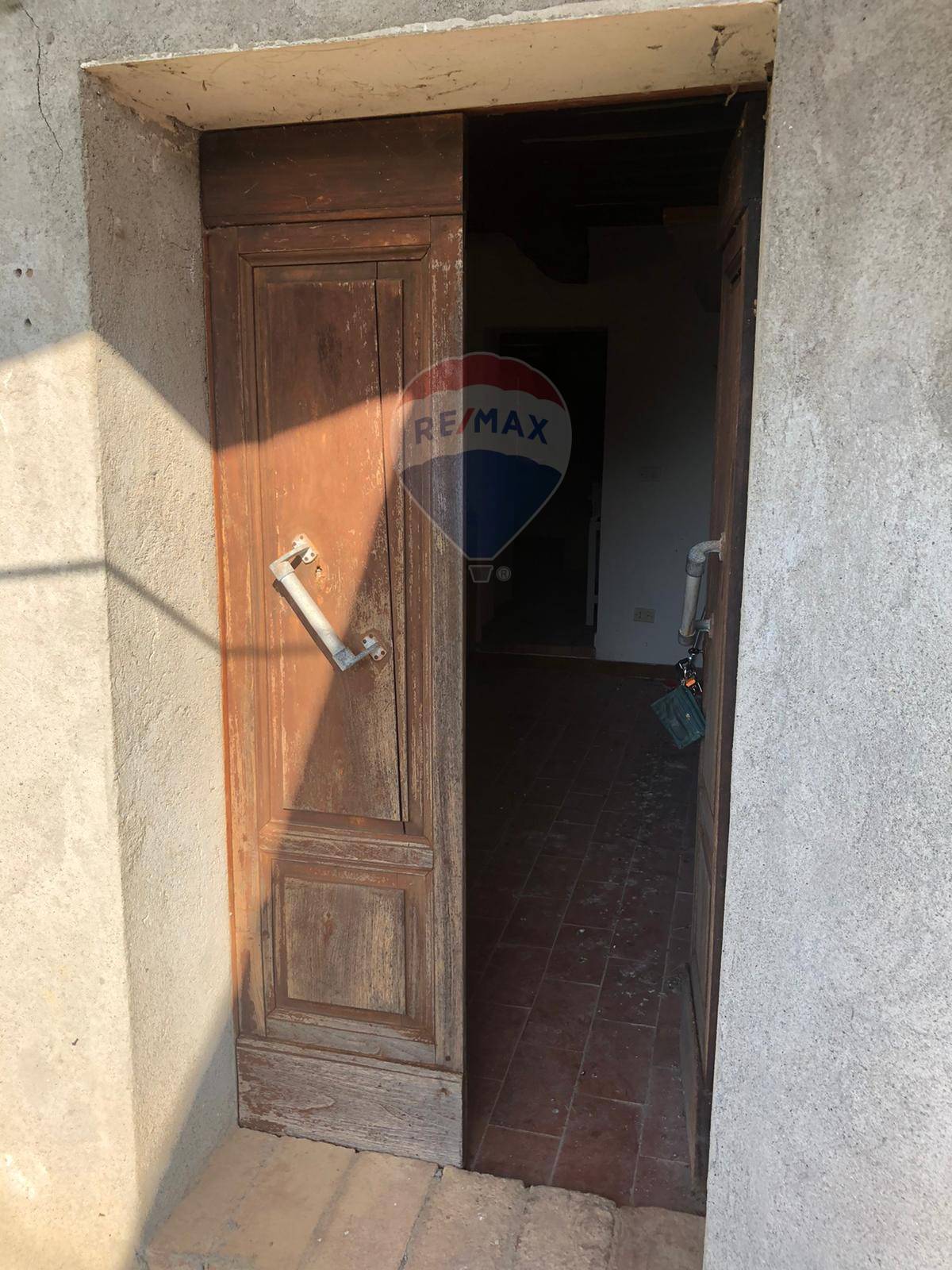 Villa Unifamiliare - Indipendente CASTIGLIONE DEL LAGO vendita  Gioiella  RE/MAX Famosa