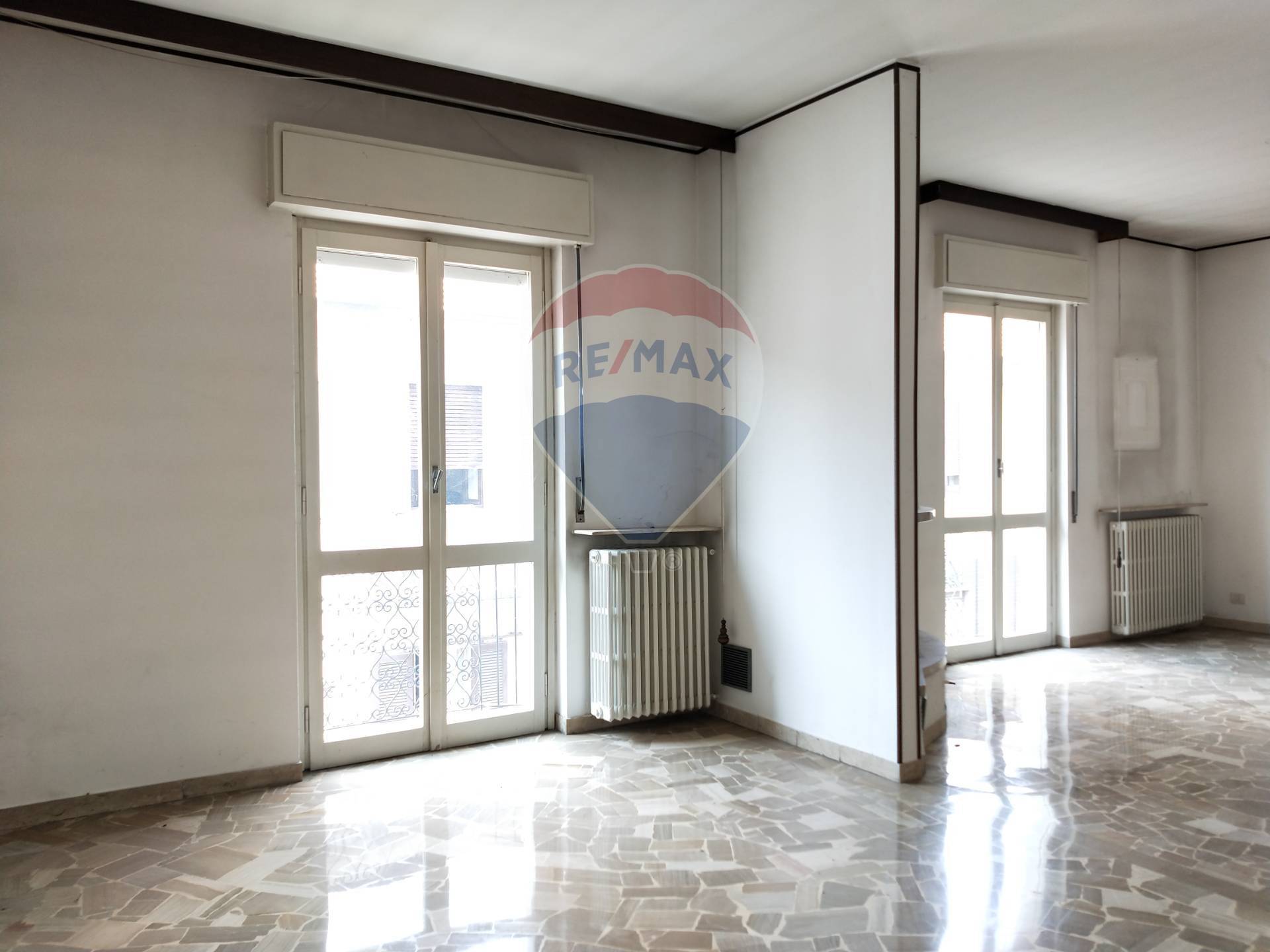  corbetta vendita quart:  re/max nobile