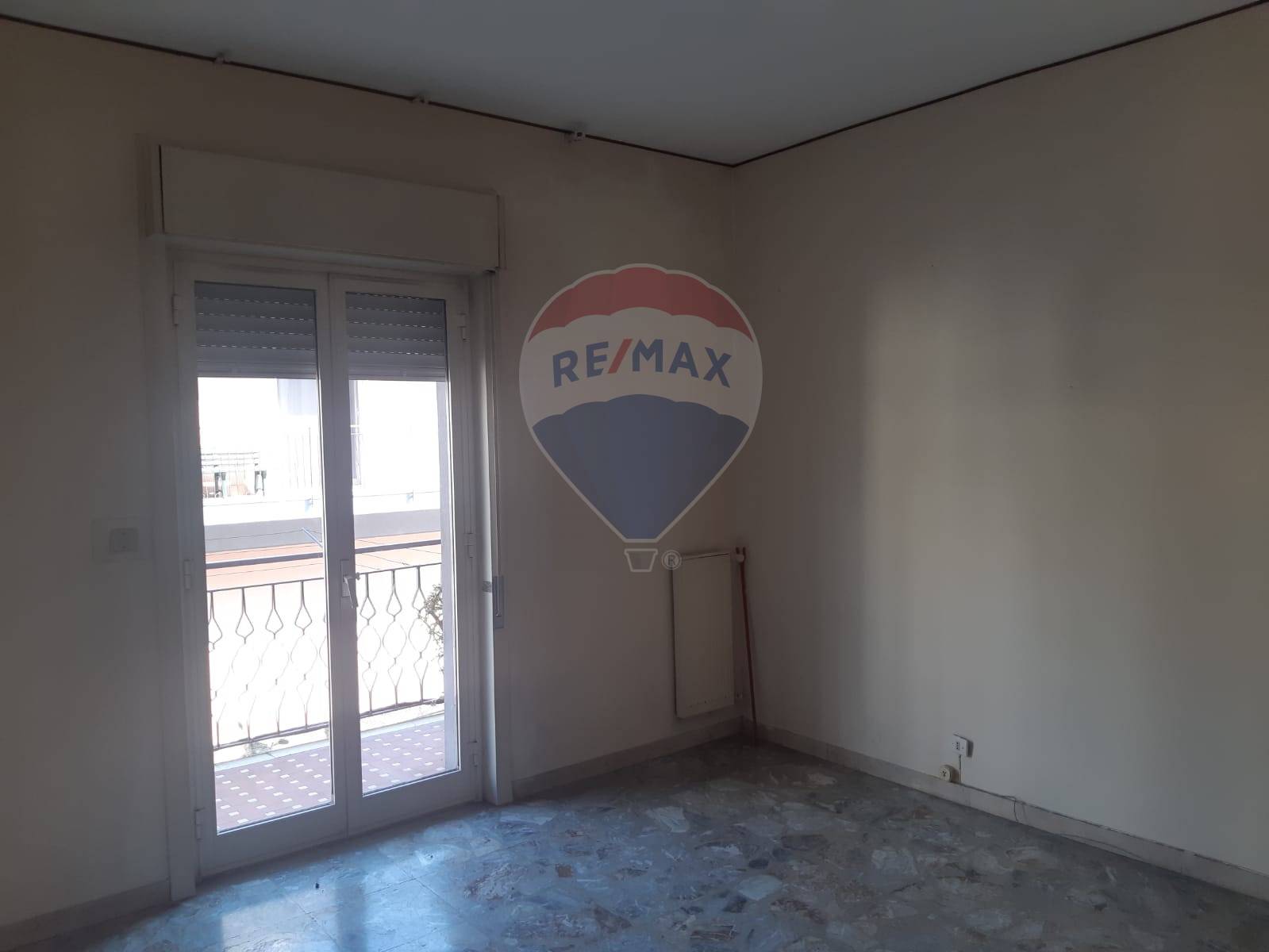 Appartamento VALVERDE vendita    RE/MAX CasAffare