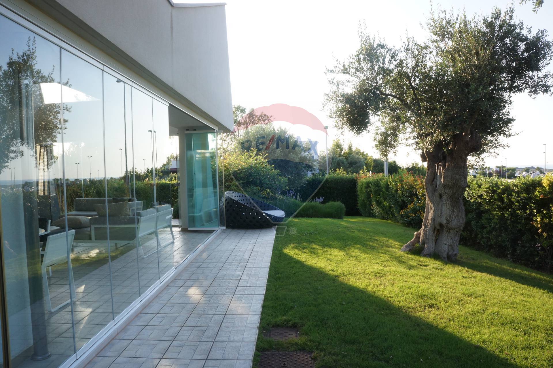 Villa POLIGNANO A MARE vendita    RE/MAX Acquachiara