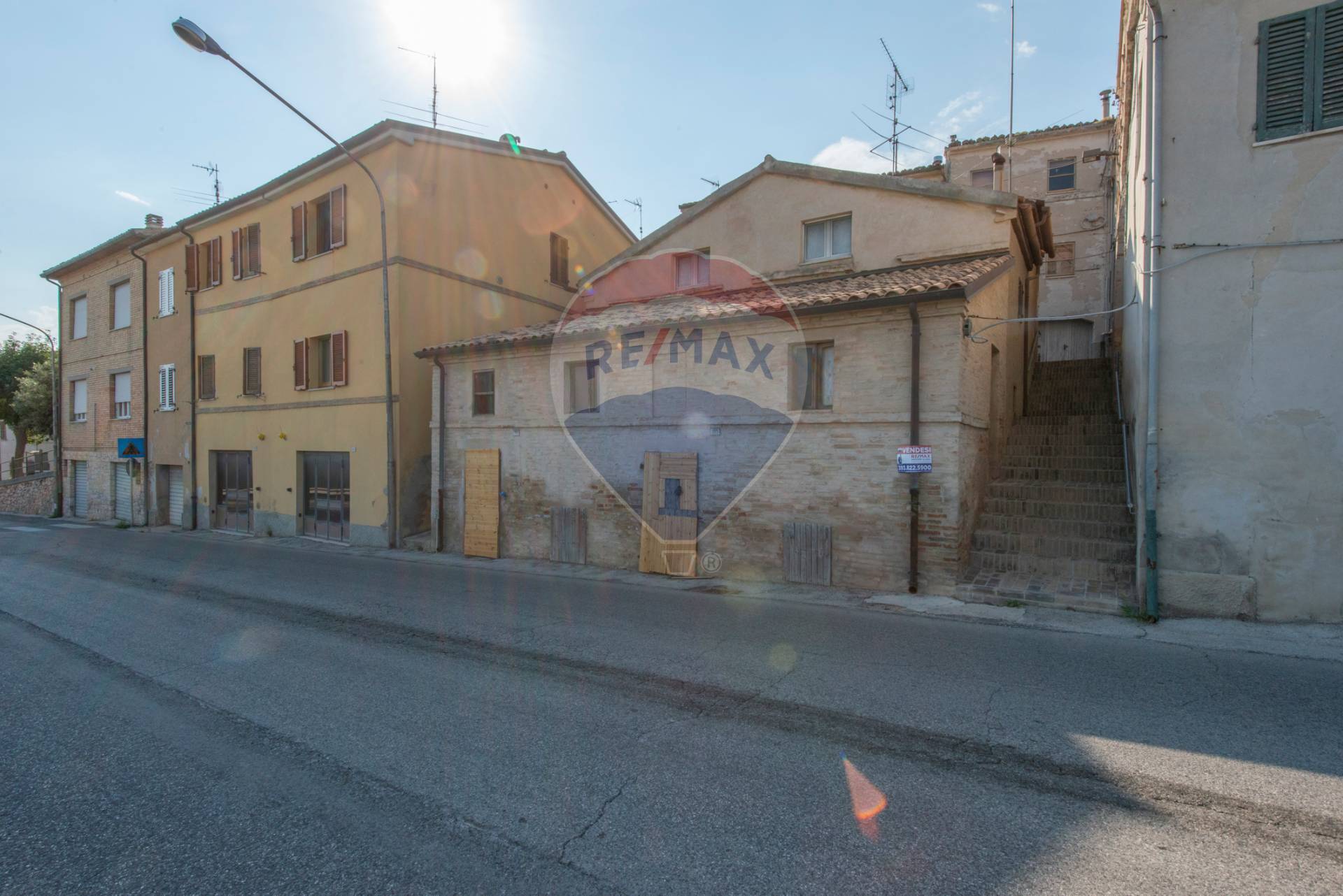 Villa Unifamiliare - Indipendente MONTEFANO vendita    RE/MAX Master Class