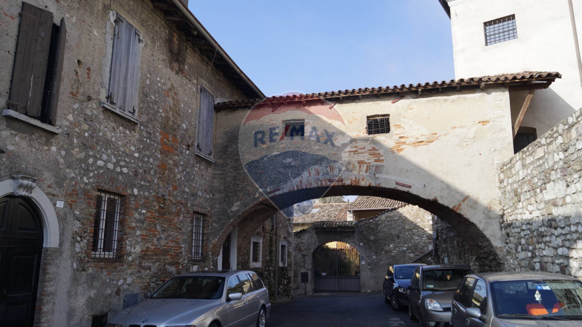 Villa Unifamiliare - Indipendente LONATO DEL GARDA vendita    RE/MAX Expo 7