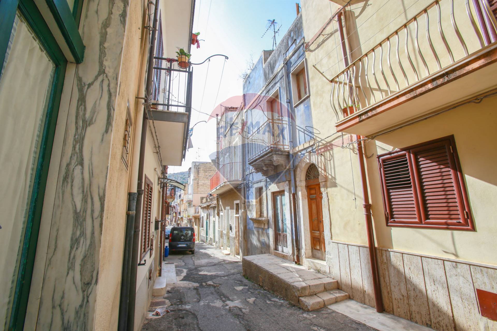 scicli vendita quart: centro re/max prima classe