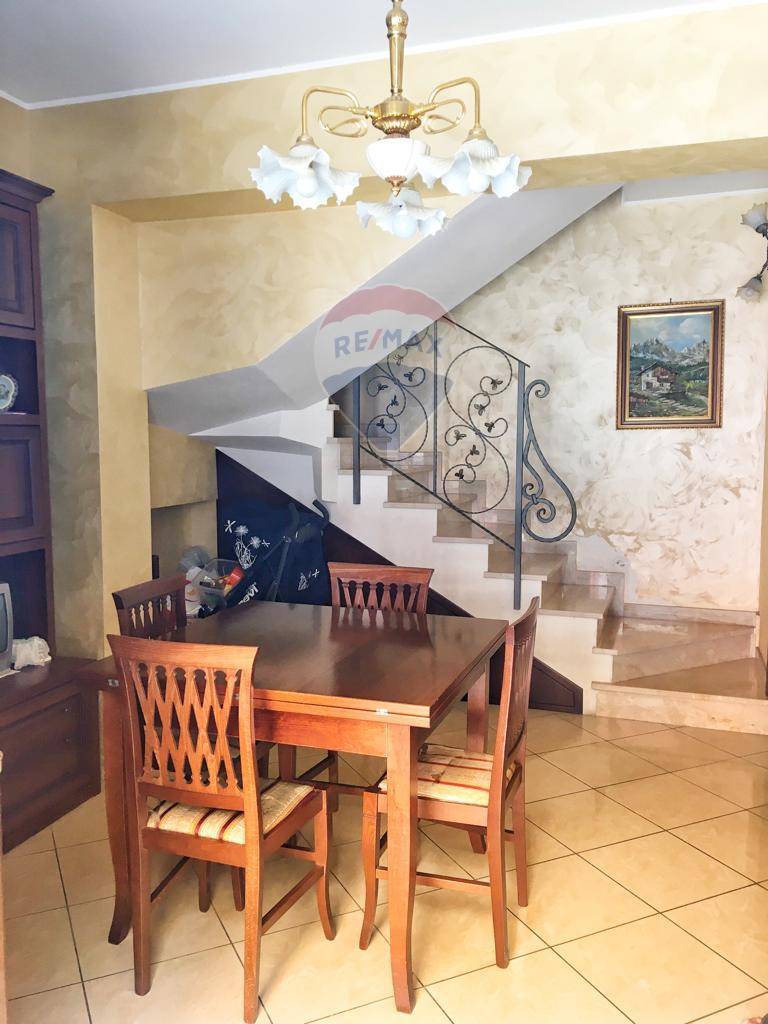 Villa Unifamiliare - Indipendente ACI CASTELLO vendita  Acitrezza  RE/MAX White House