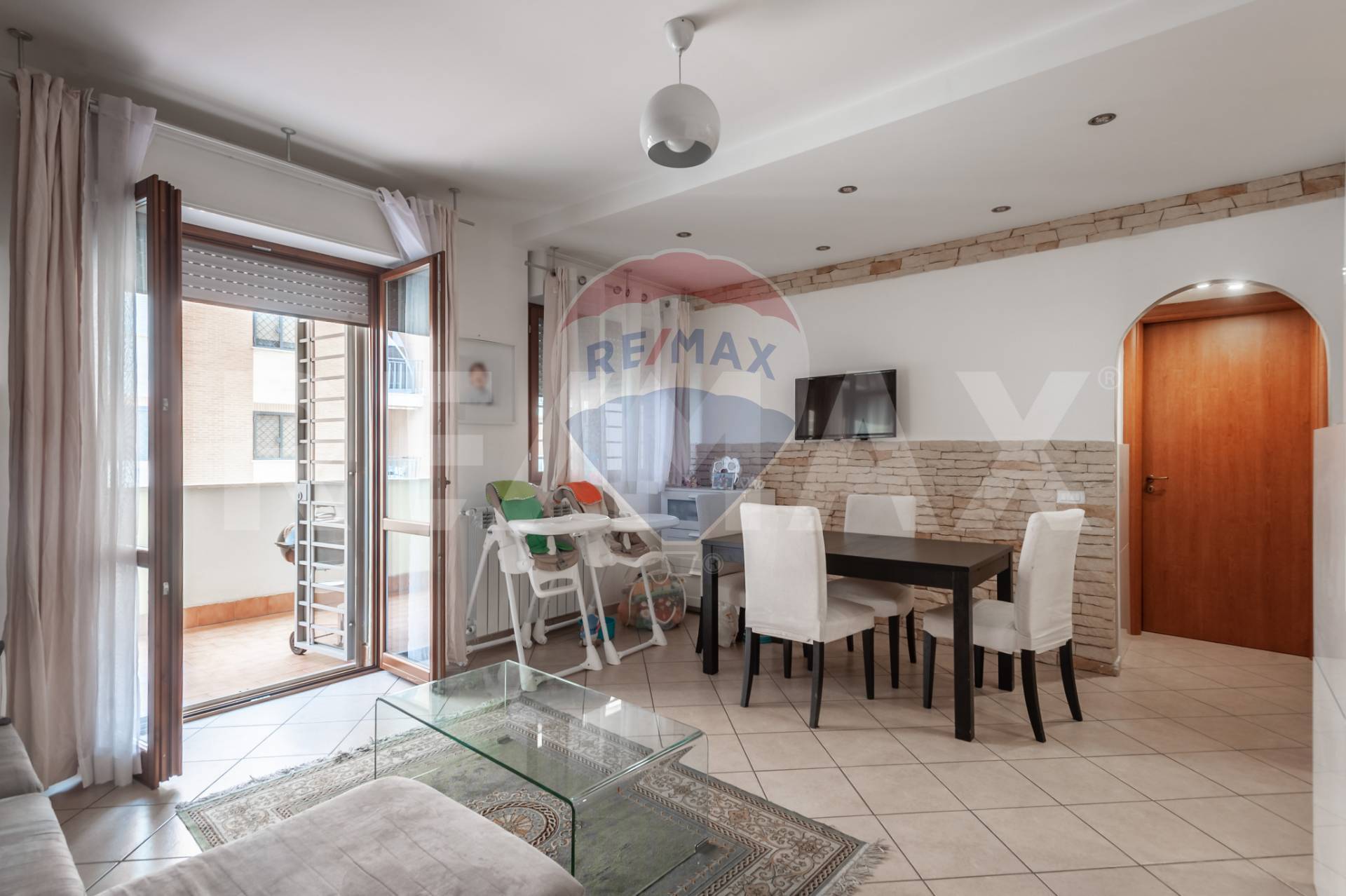 Appartamento ROMA vendita    RE/MAX Titanus