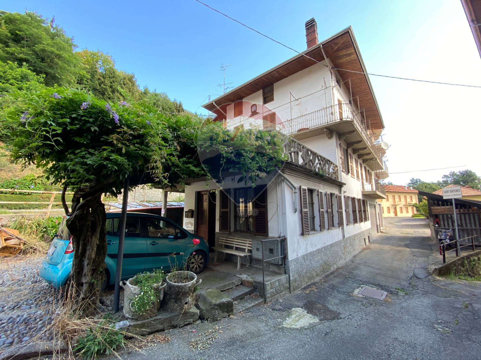 Villa Bifamiliare ITALIA vendita    RE/MAX Unit
