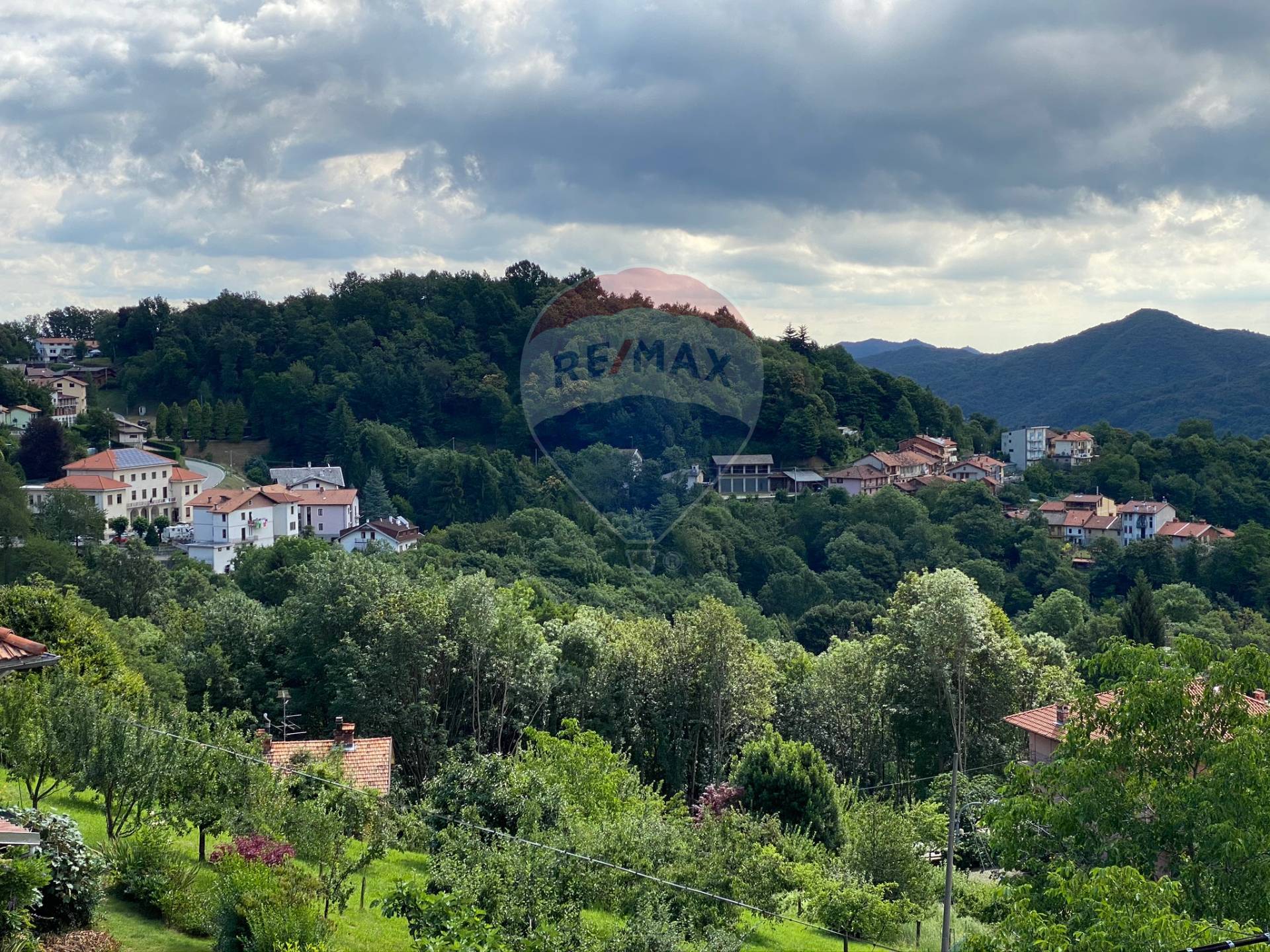 Villa Bifamiliare ITALIA vendita    RE/MAX Unit