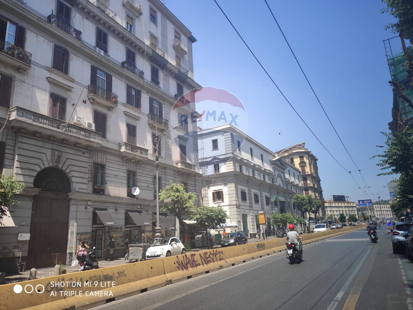  napoli vendita quart: pendino re-max-advisor