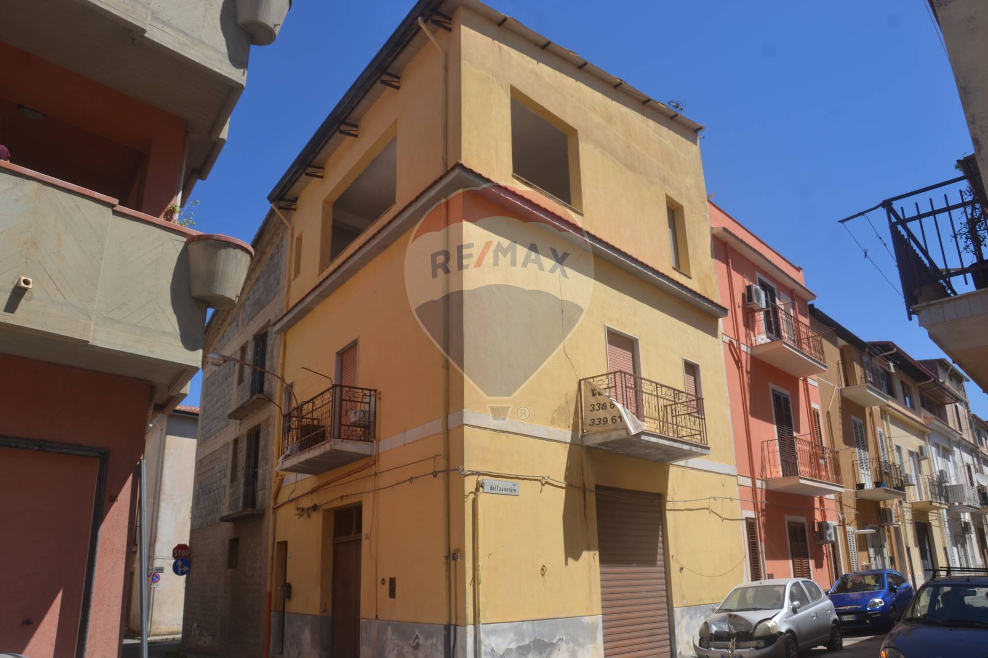  partinico vendita quart:  re/max hunters