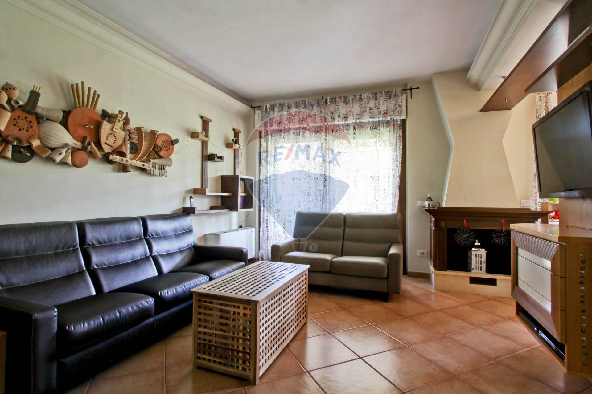  roma vendita quart: ardeatino re/max property