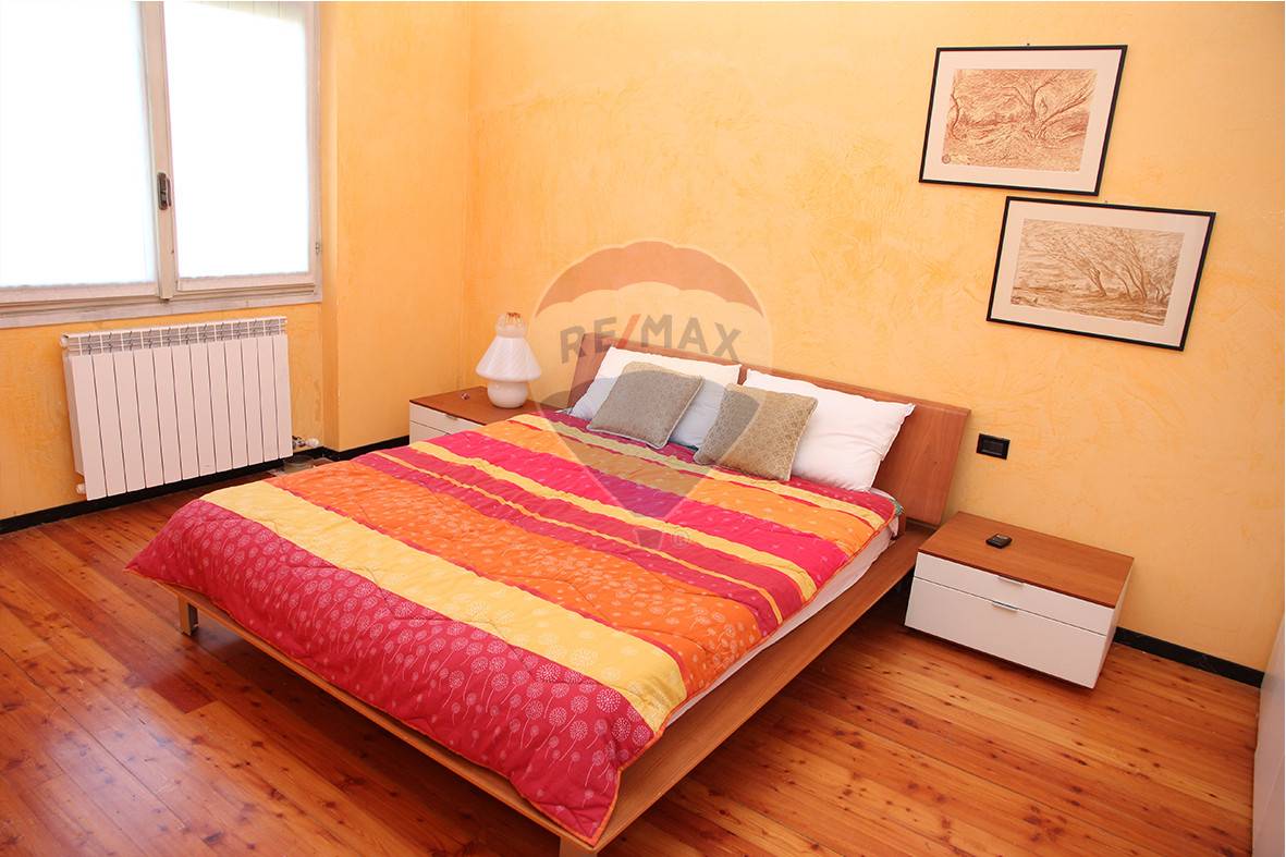 Appartamento CANTÙ vendita    RE/MAX Essenza