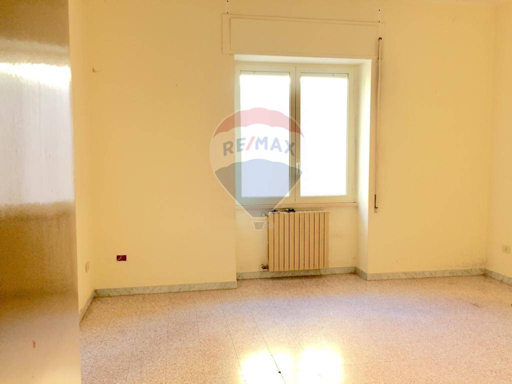  acquaviva-delle-fonti vendita quart:  re-max-oltre