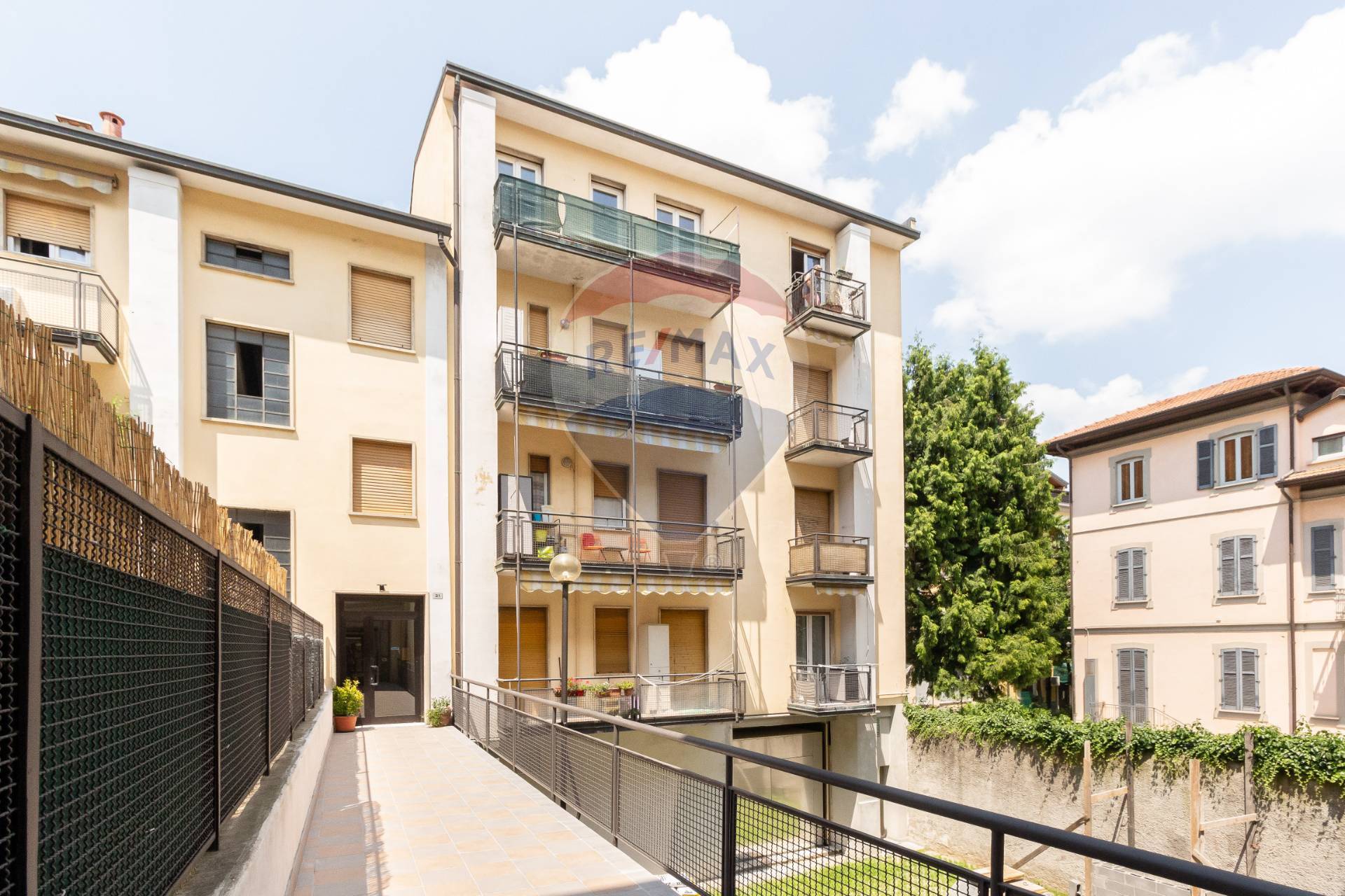  varese vendita quart:  re/max associati real estate