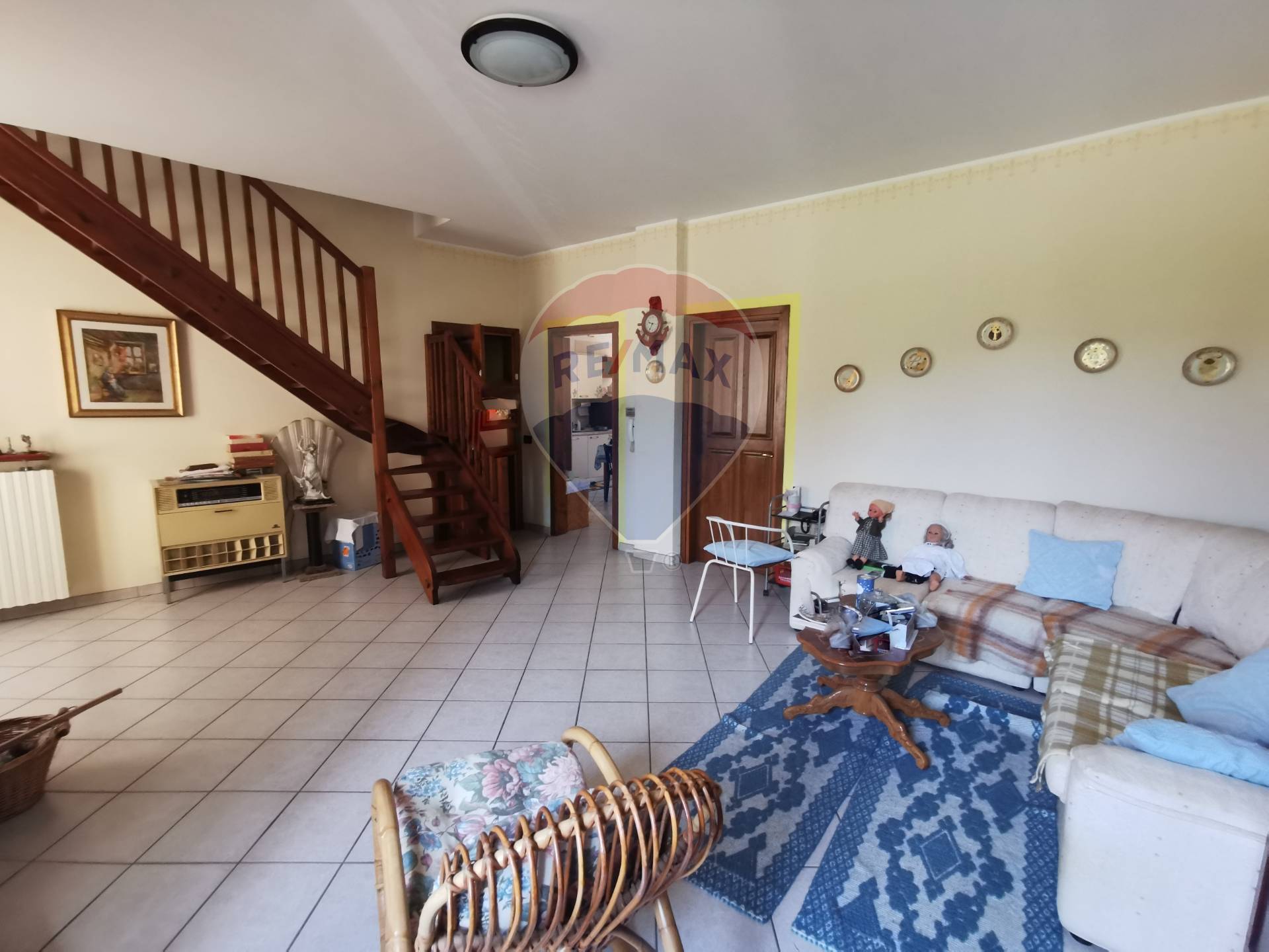 Villa Bifamiliare PRAY vendita    RE/MAX Unit