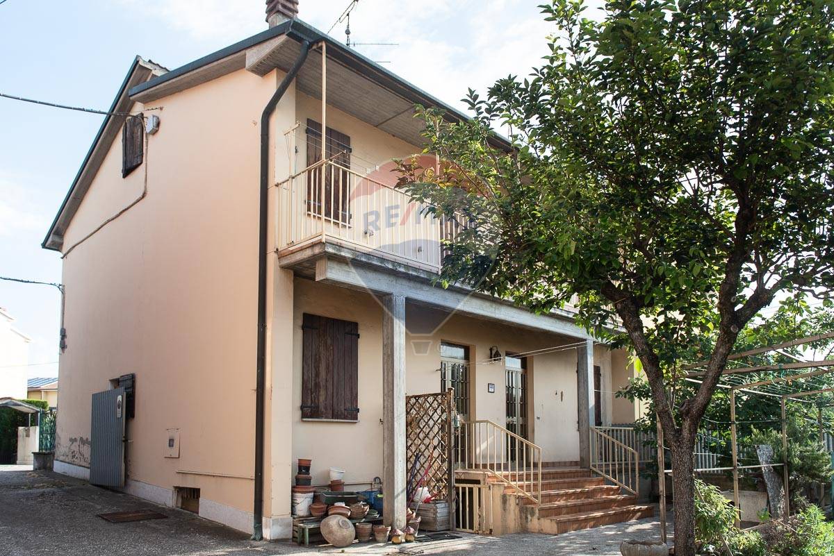  san martino buon albergo vendita quart:  re/max top elegance