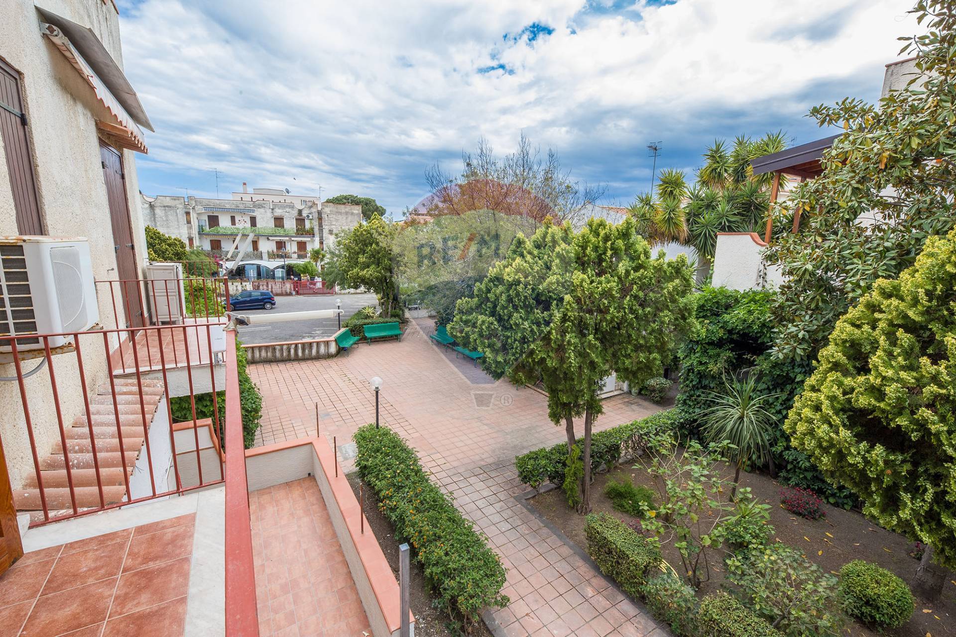  giardini-naxos vendita quart:  re/max city home