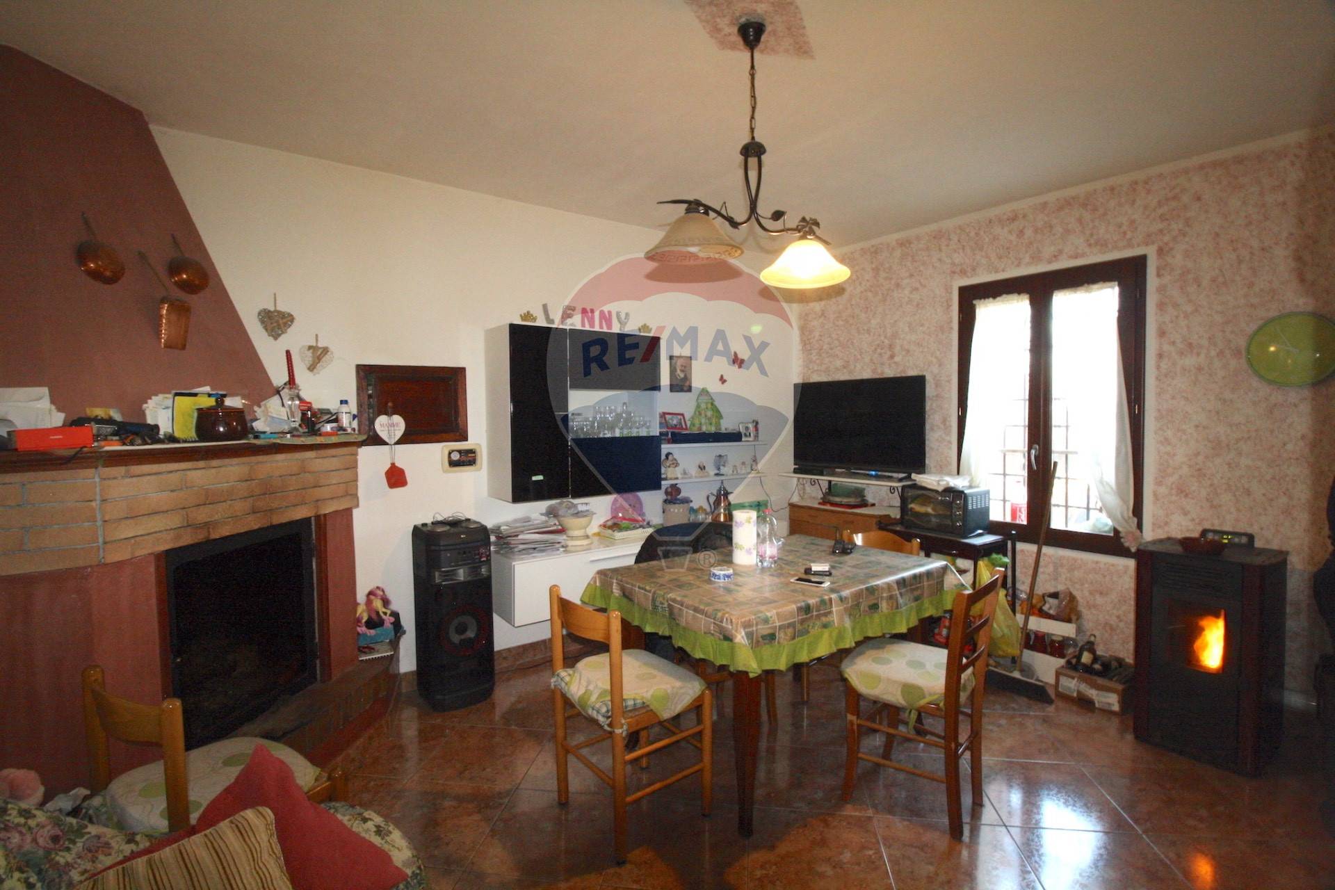 Villa Unifamiliare - Indipendente SANT