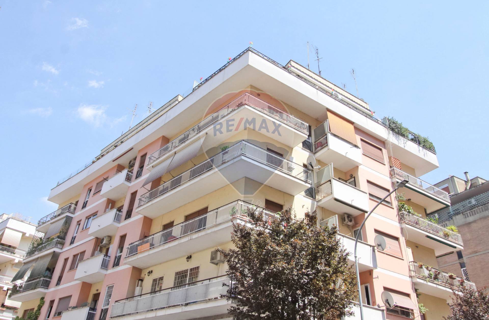  roma vendita quart: marconi re/max just