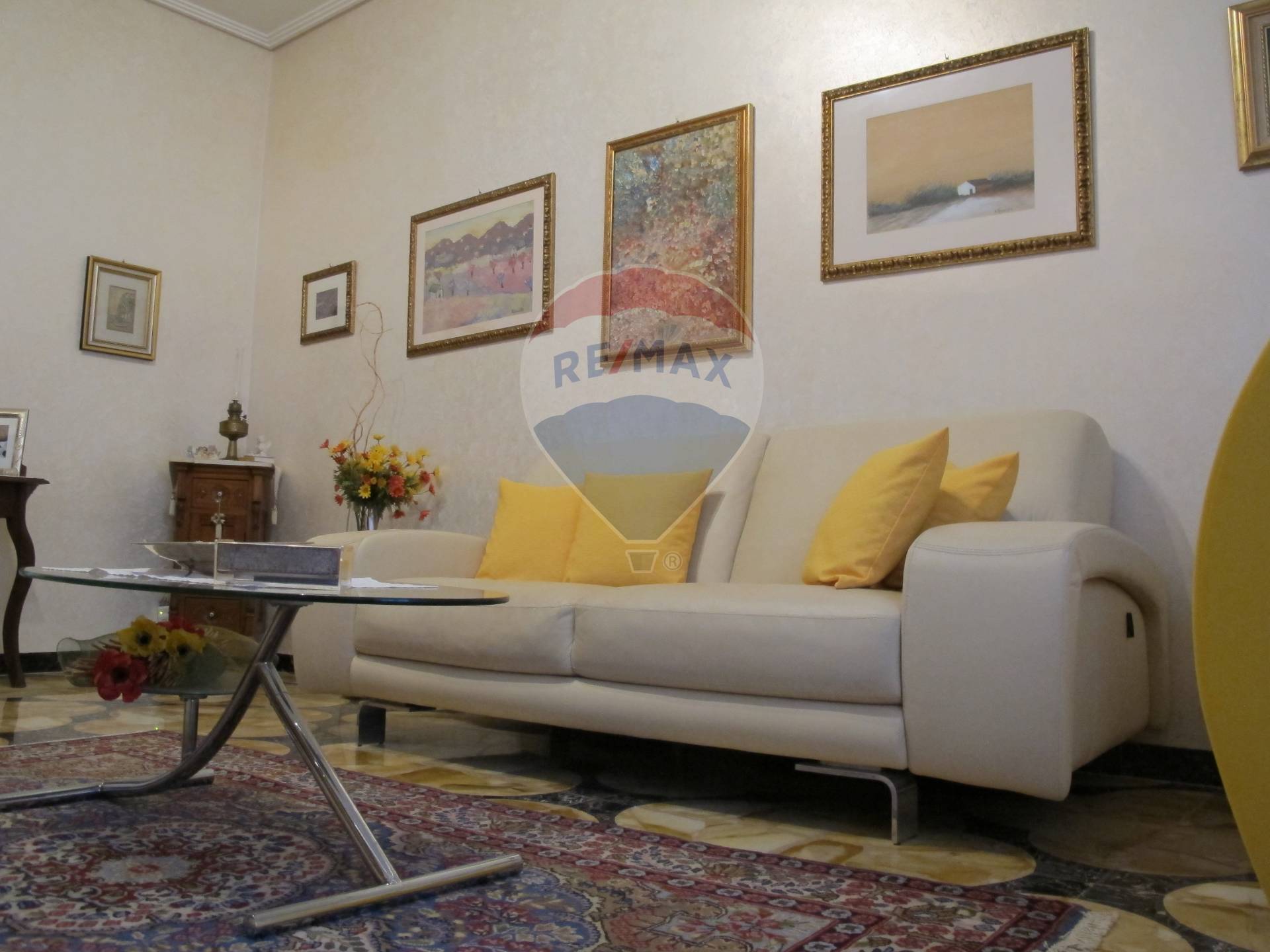 Villa Unifamiliare - Indipendente COMISO vendita  Centro  RE/MAX Prima Classe