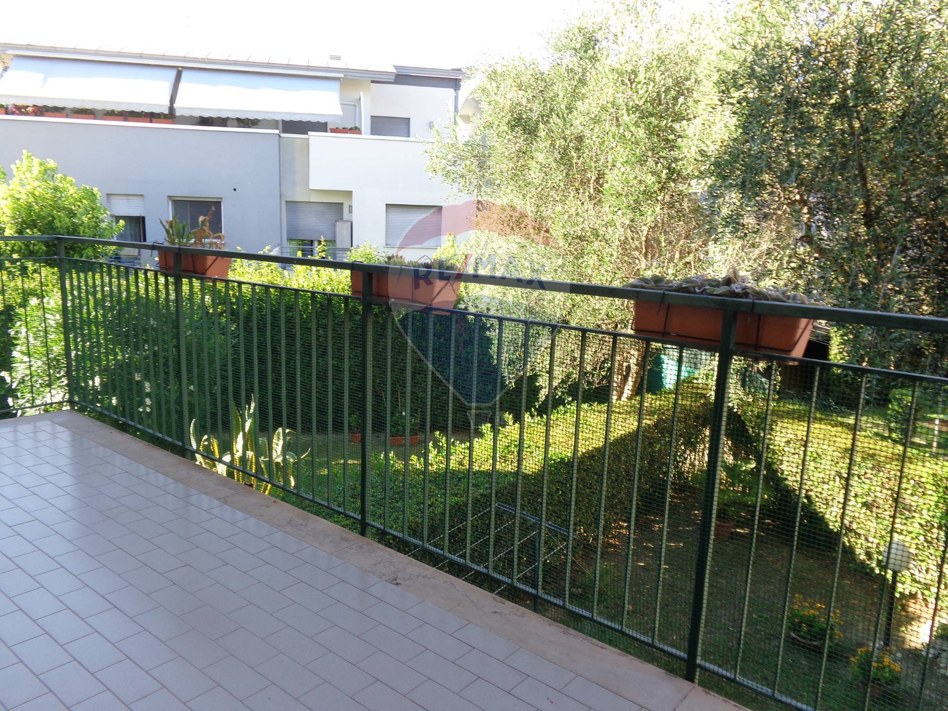  ancona vendita quart: torrette di ancona re-max-centro-casa