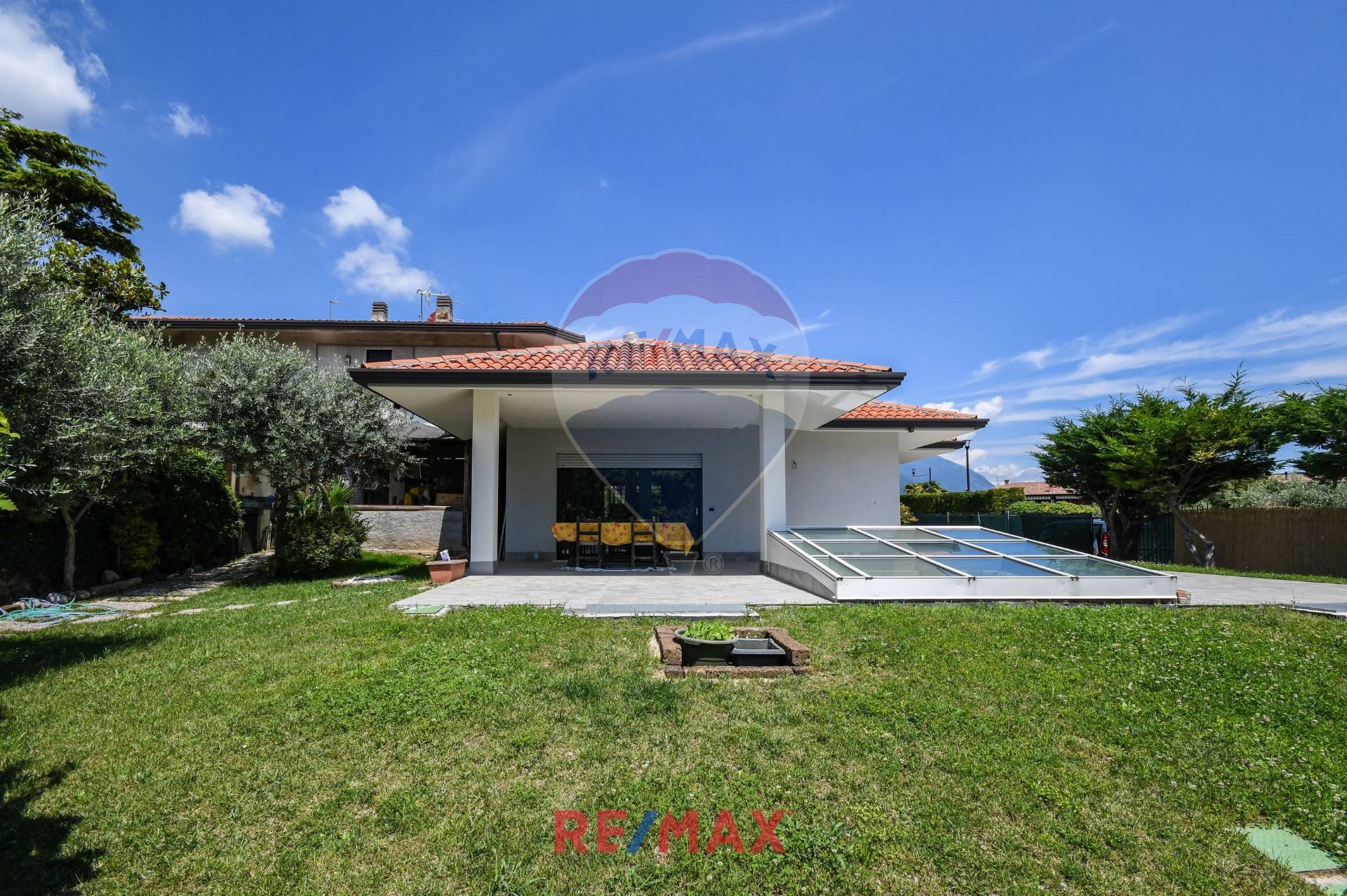 Villa MANERBA DEL GARDA vendita  Pieve  RE/MAX Edilfin