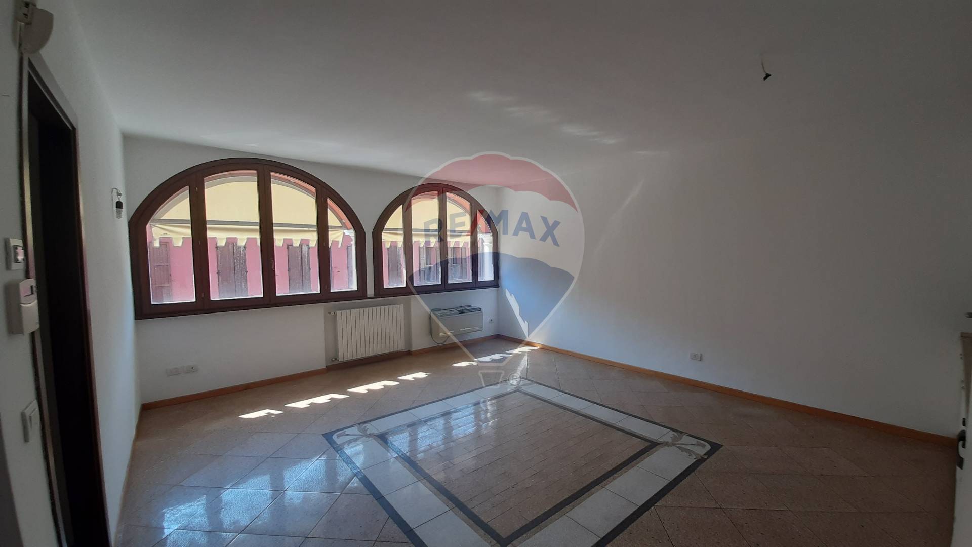 Appartamento SOIANO DEL LAGO vendita    RE/MAX Edilfin