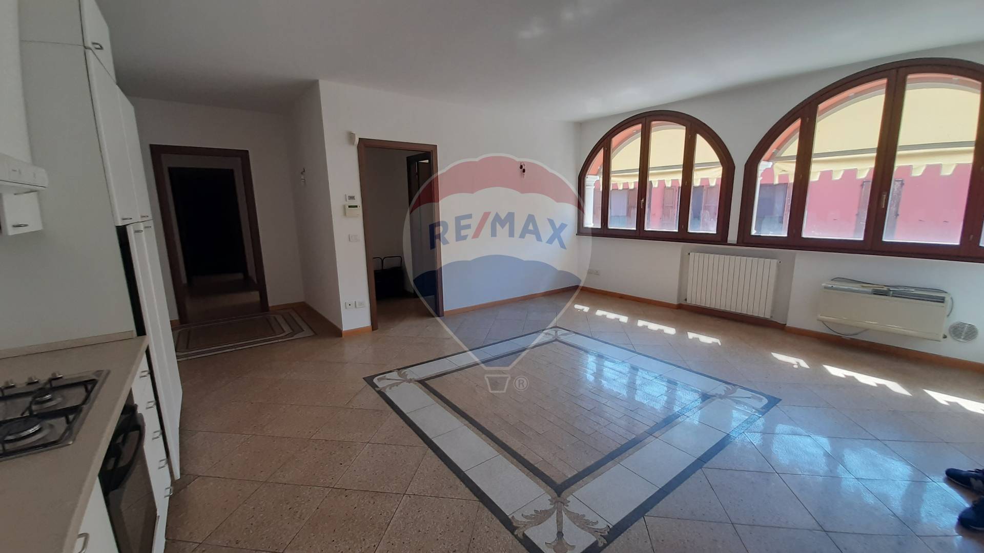 Appartamento SOIANO DEL LAGO vendita    RE/MAX Edilfin