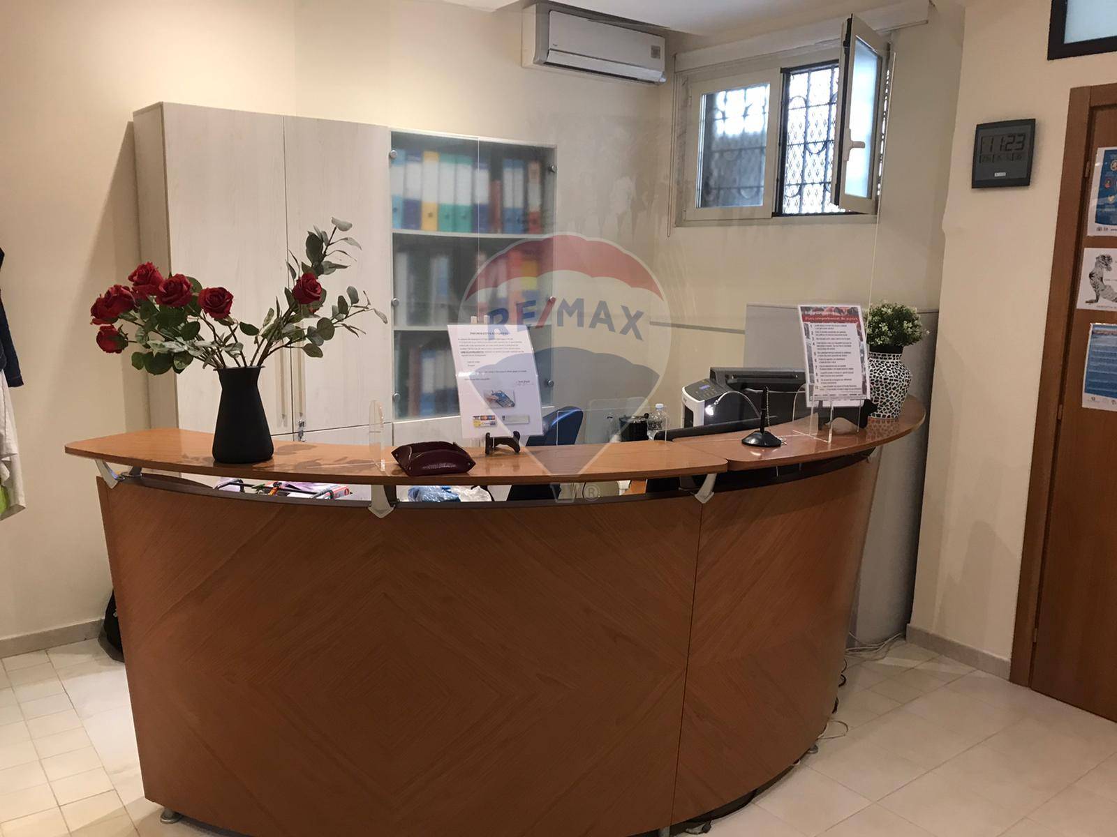  bari vendita quart: carrassi re-max-oltre